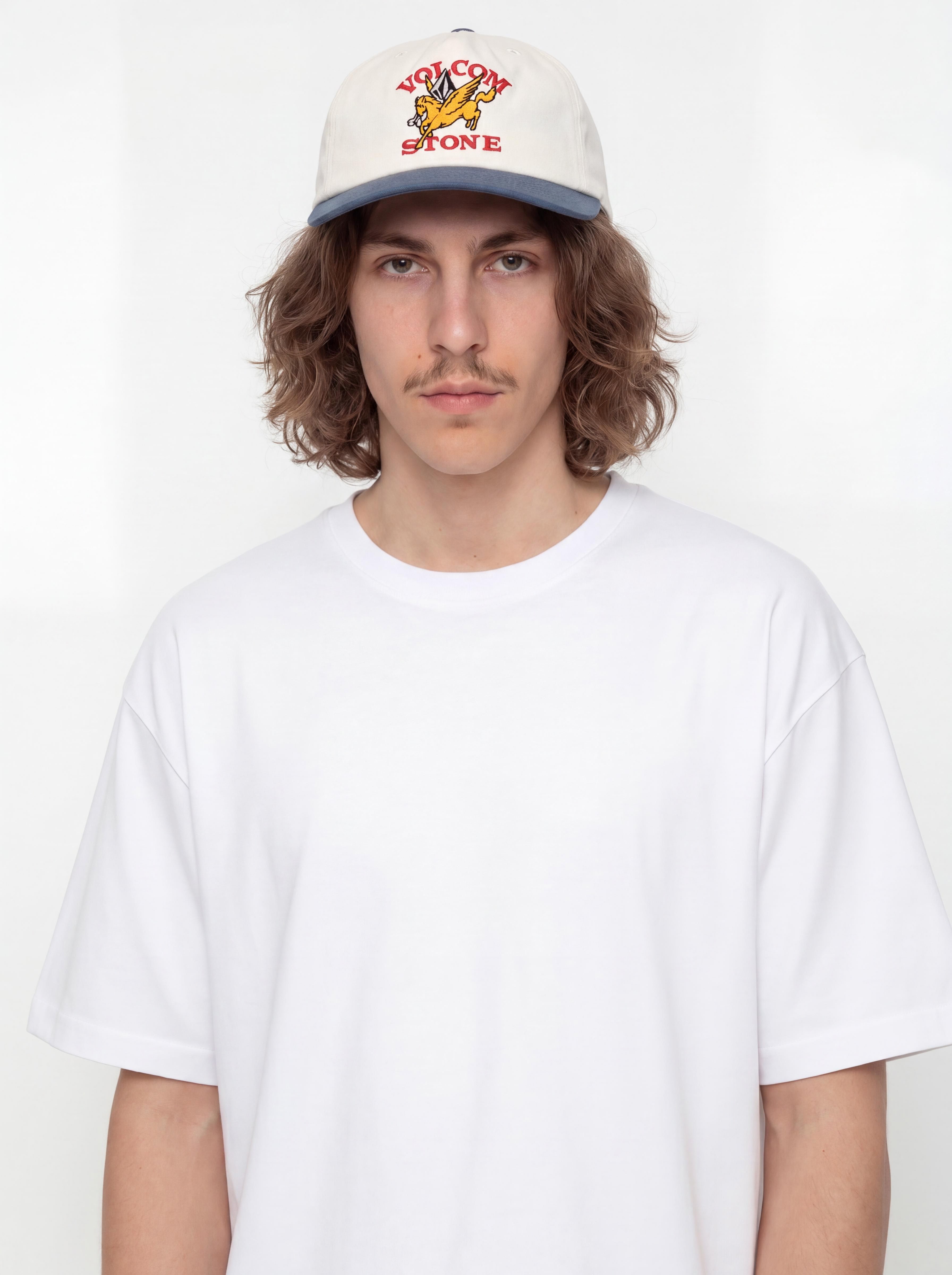 u041au0435u043fu043au0430 Volcom Petrolstone Adj (off white)