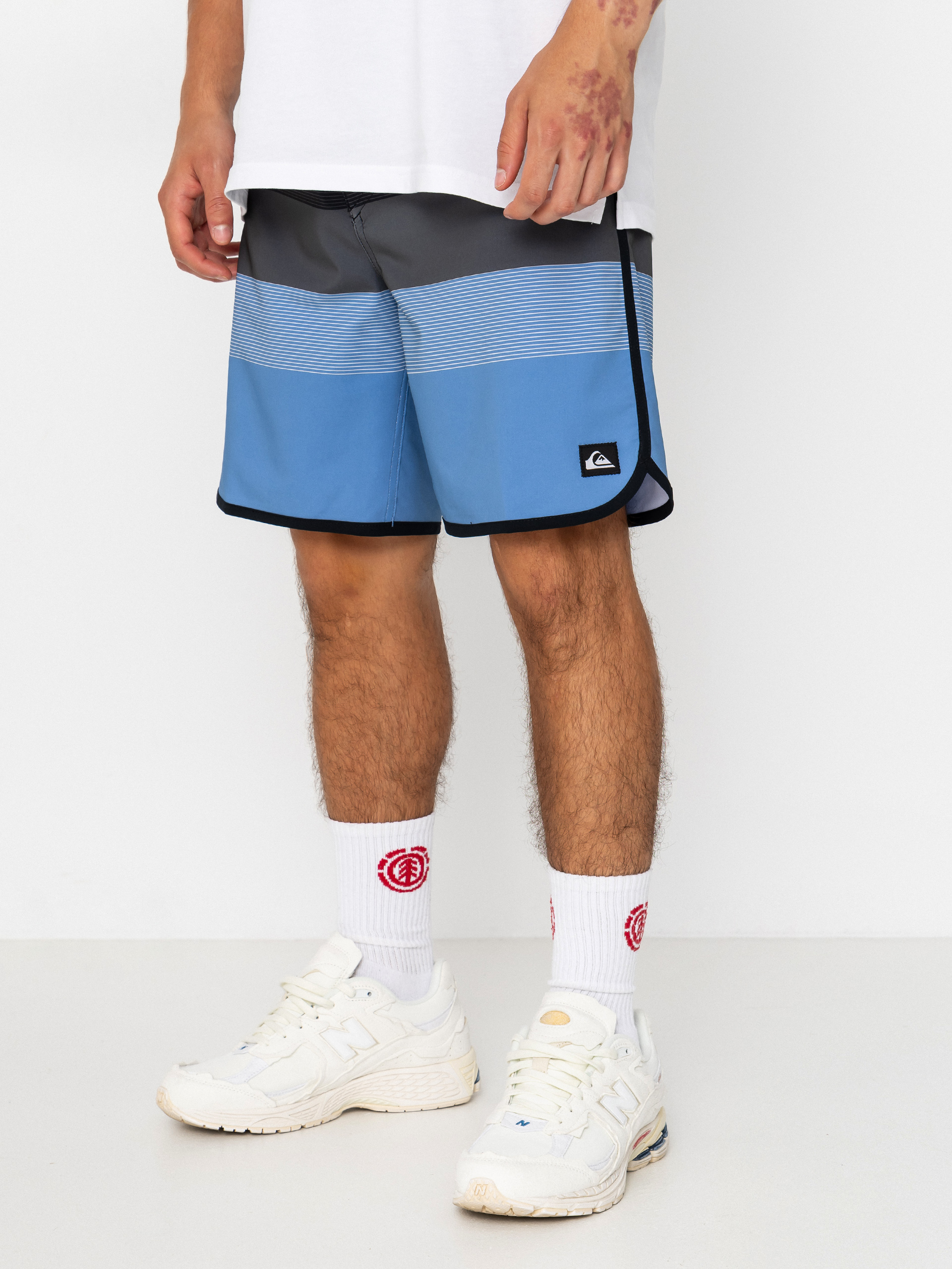 Пляжні шорти Quiksilver Surfsilk Scallop 18 (black tijuana)