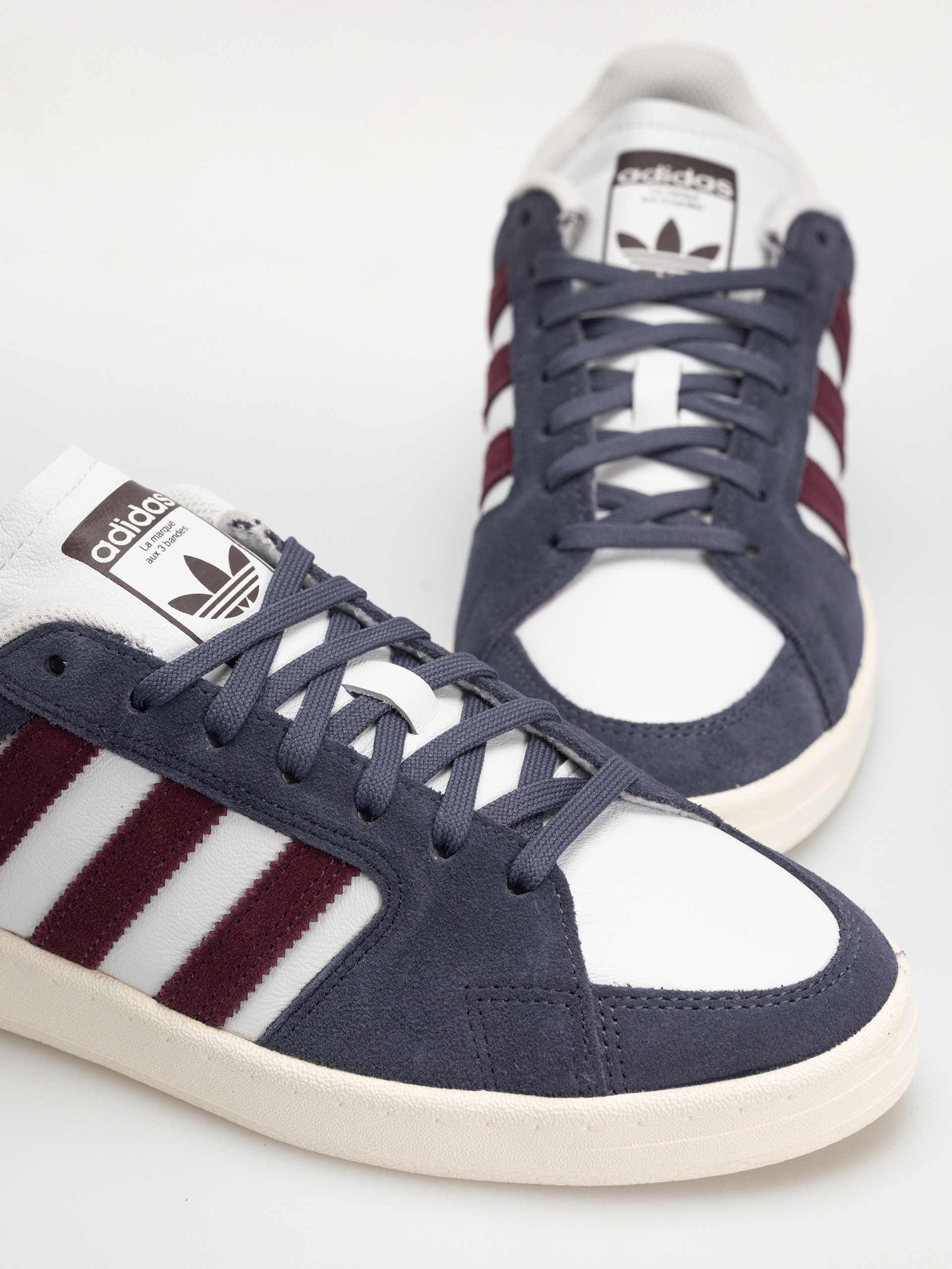 Взуття adidas Superskate Low (shanav/maroon/crywht)