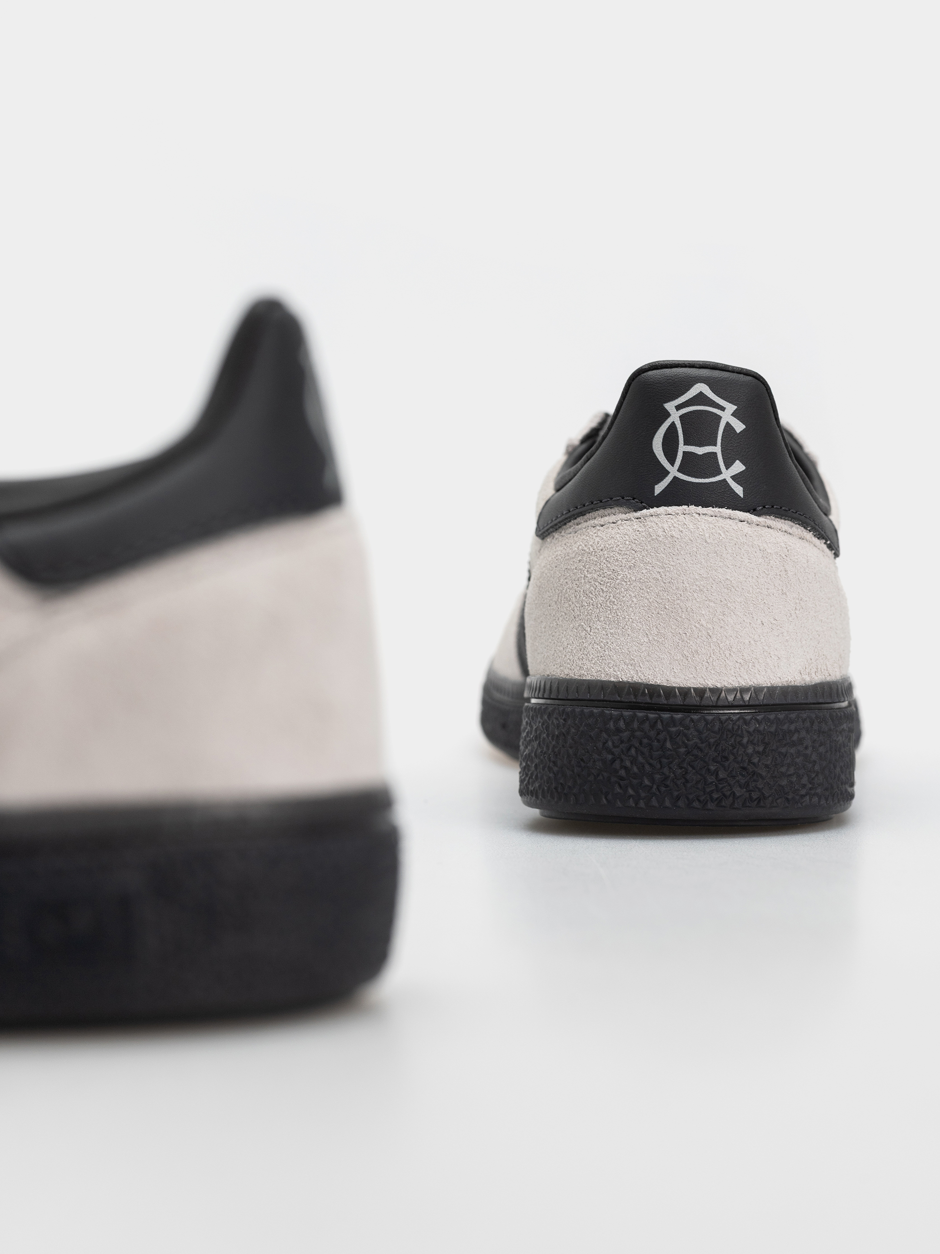 Взуття adidas Handball Spezial (gretwo/carbon/cblack)