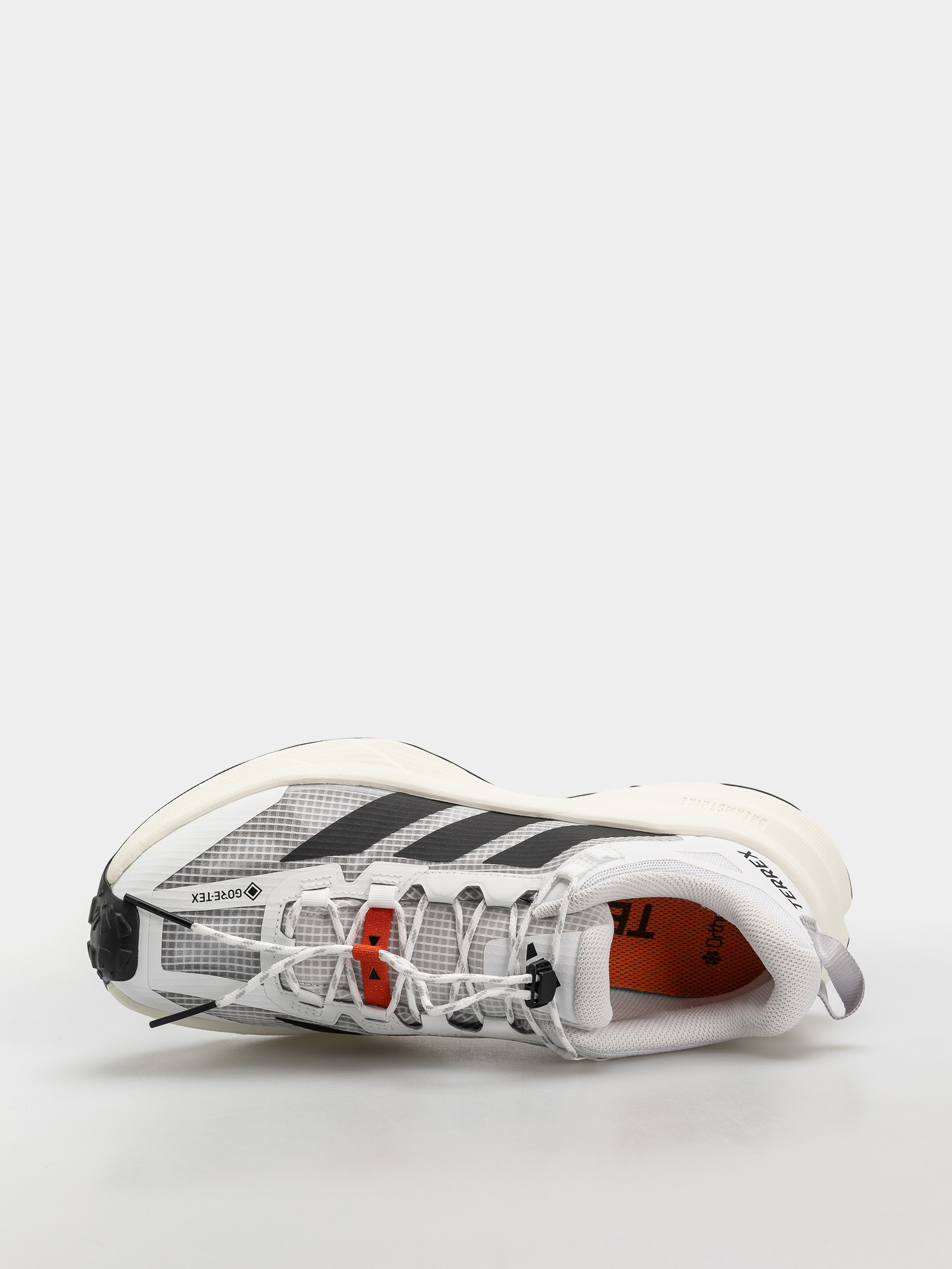 Взуття adidas Terrex Freehiker Sl (ftwwht/cblack/seimor)