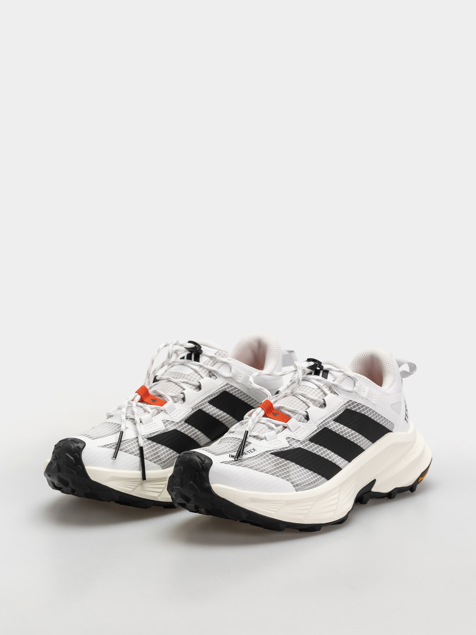 Взуття adidas Terrex Freehiker Sl (ftwwht/cblack/seimor)