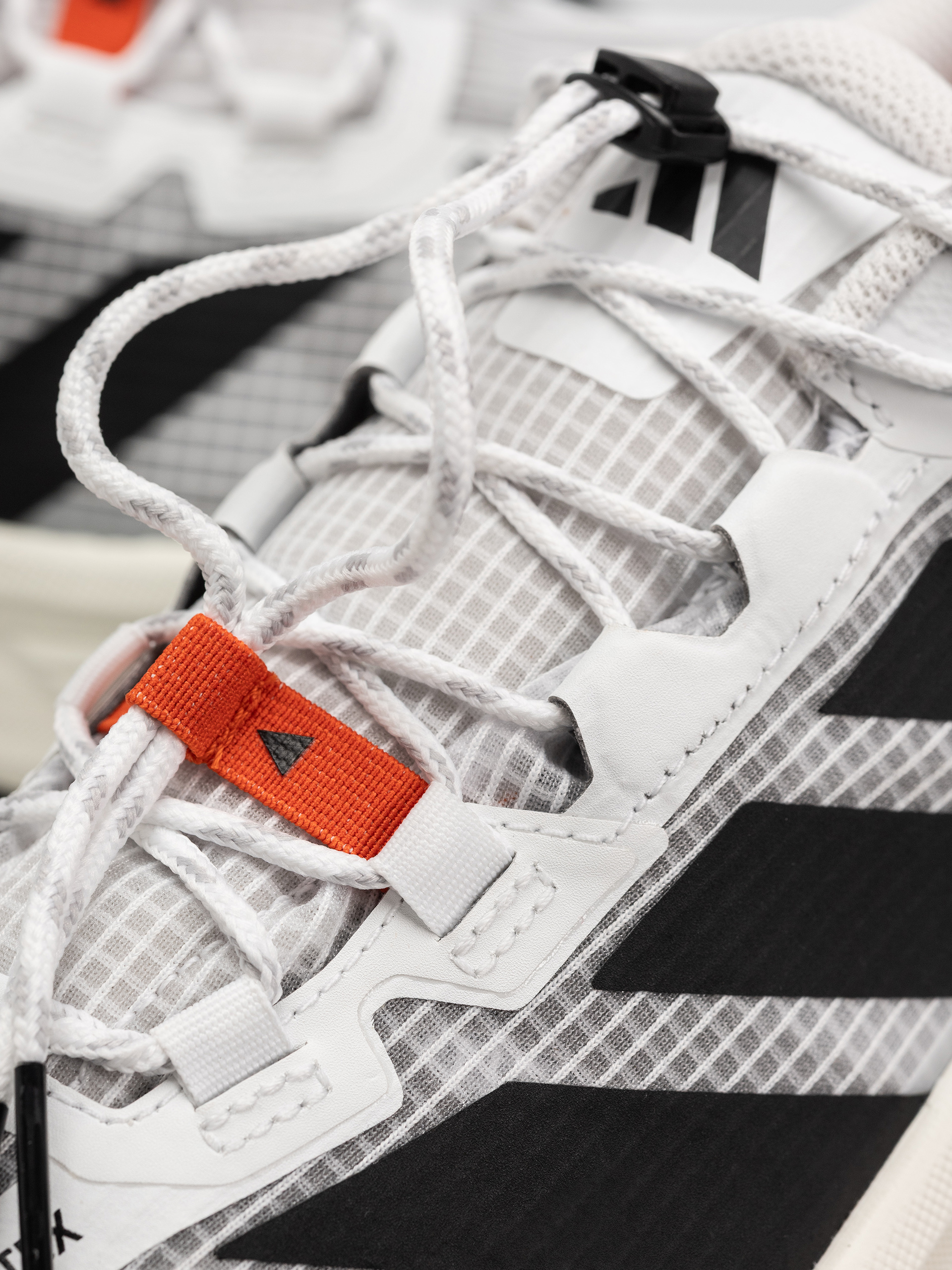 Взуття adidas Terrex Freehiker Sl (ftwwht/cblack/seimor)