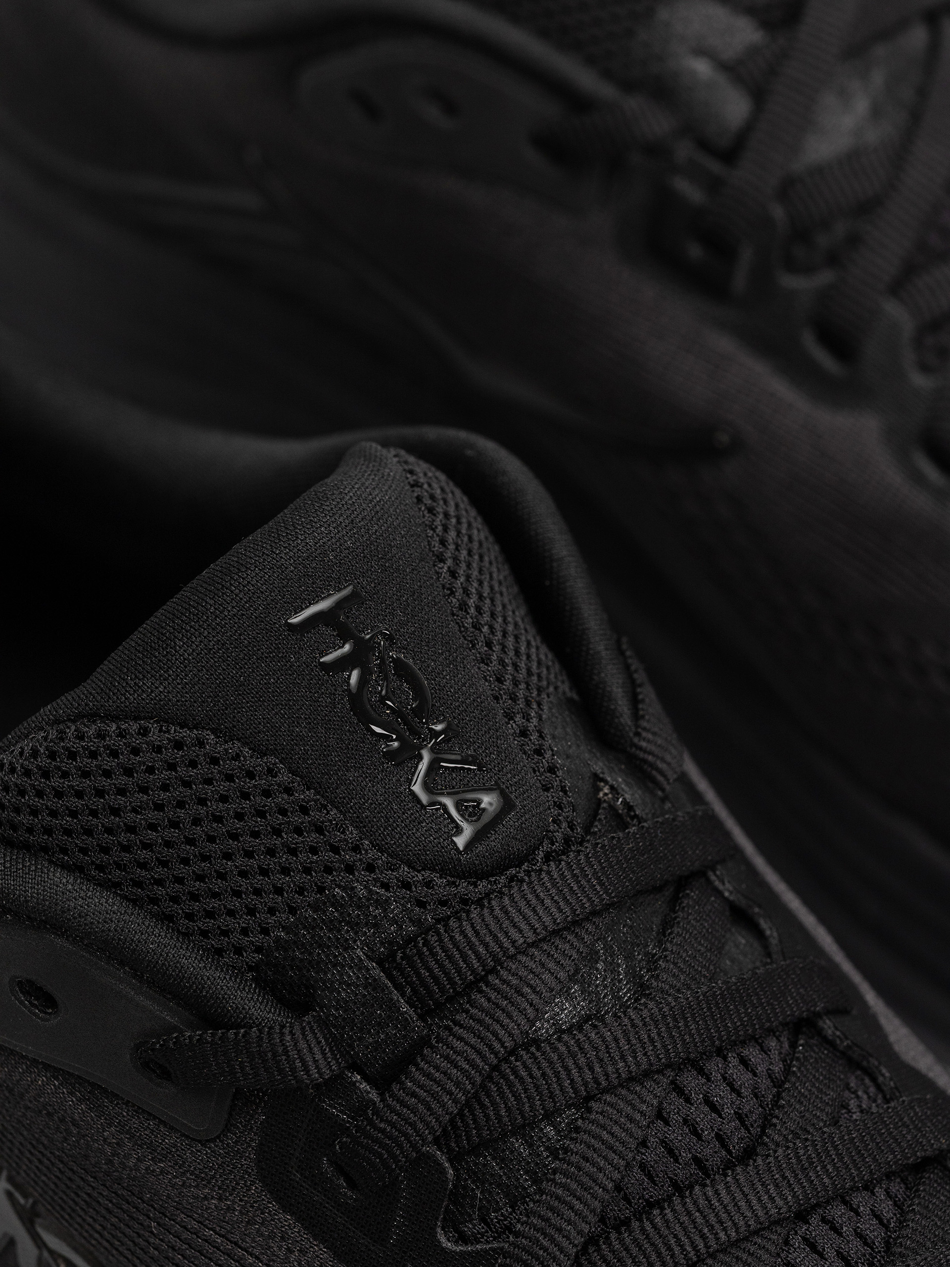 Взуття Hoka Clifton 11 (black/black)