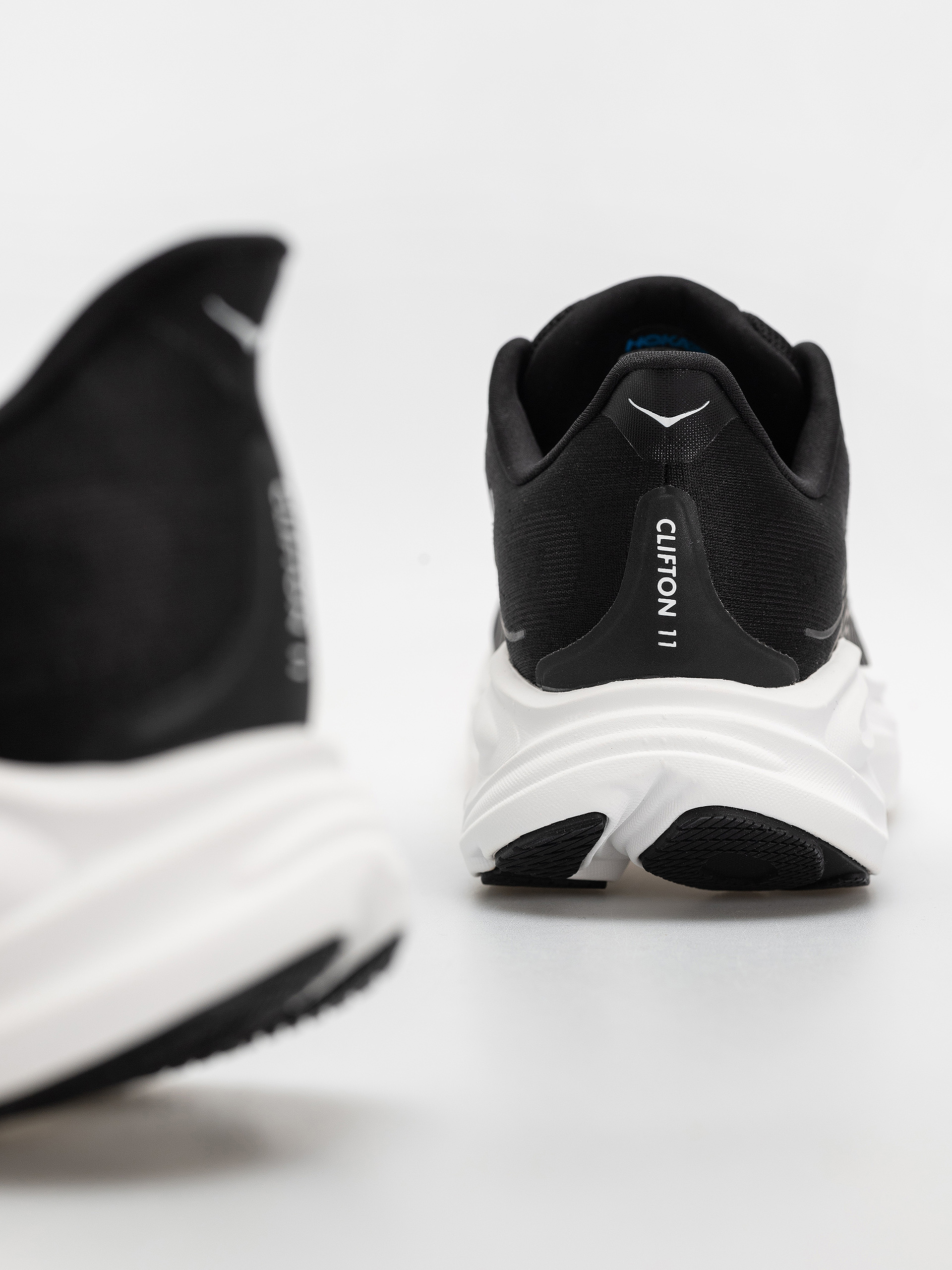 Взуття Hoka Clifton 11 (black/white)