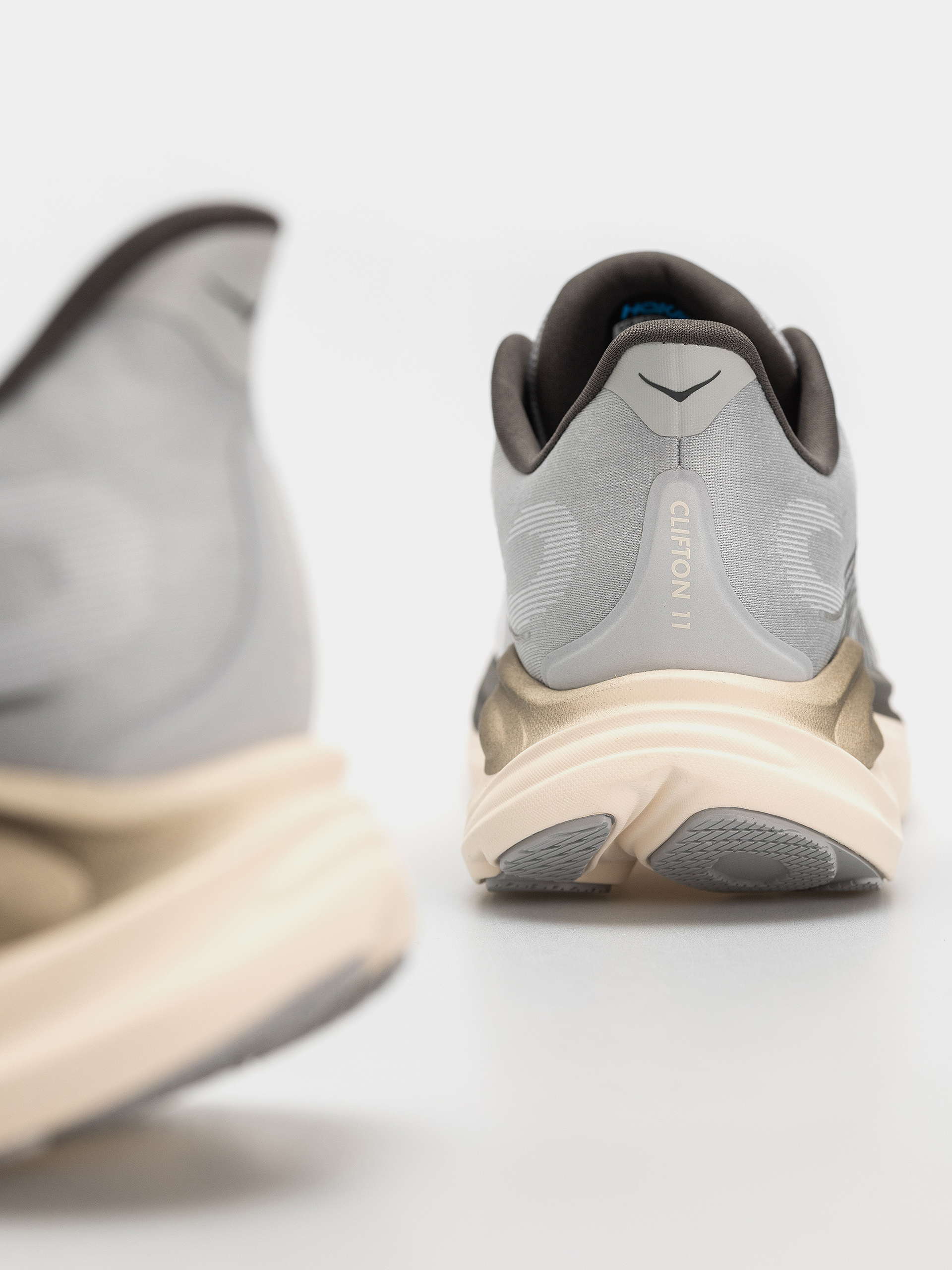 Взуття Hoka Clifton 11 (stardust/alabaster)