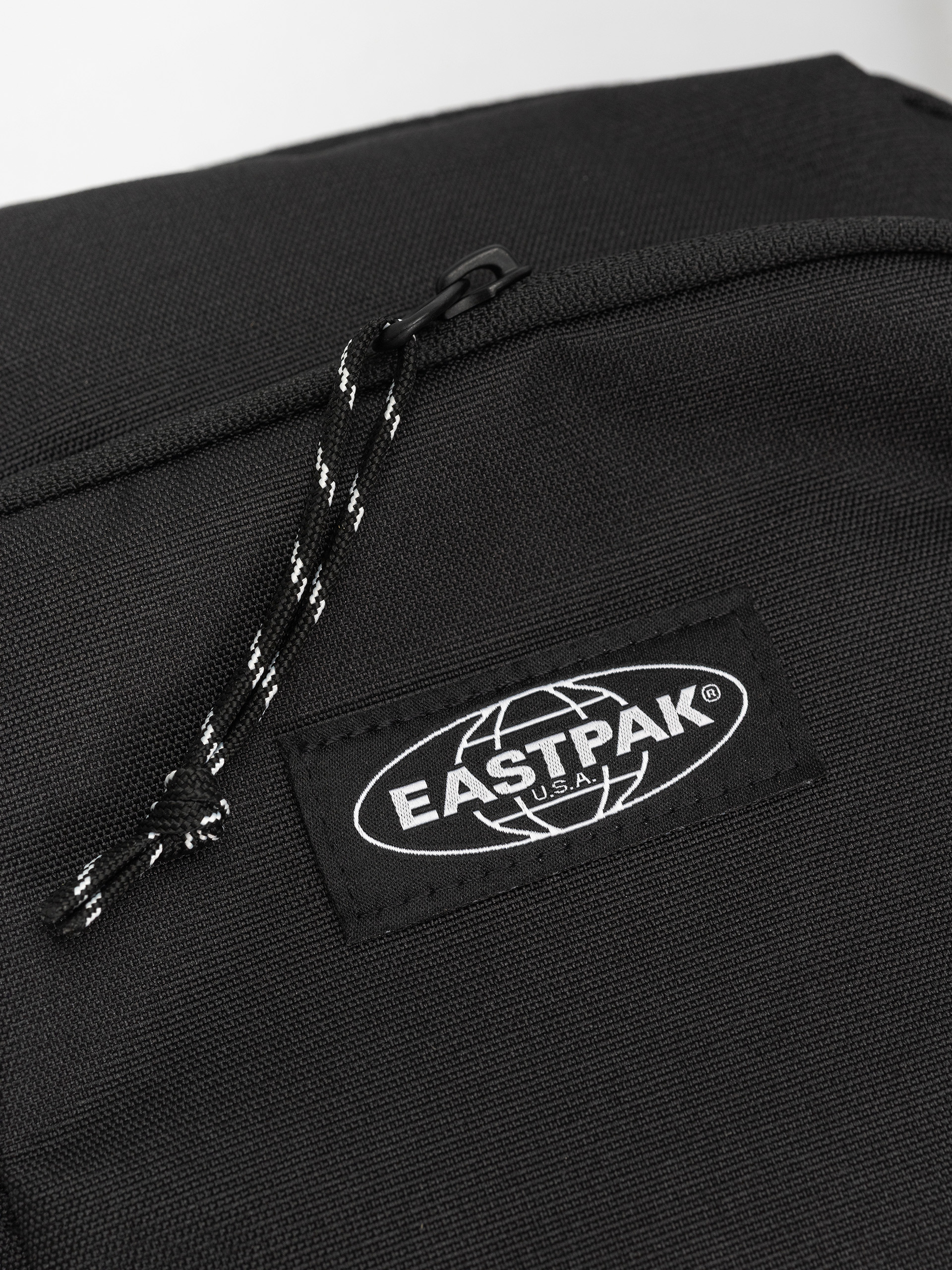 Сумка на пояс Eastpak Mini Pro (cs black pro)