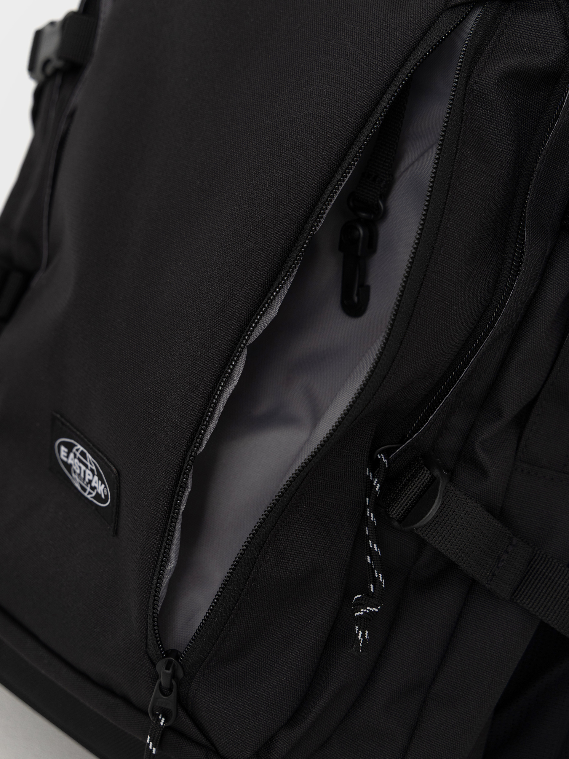 Рюкзак Eastpak Volker Pro (cs black pro)