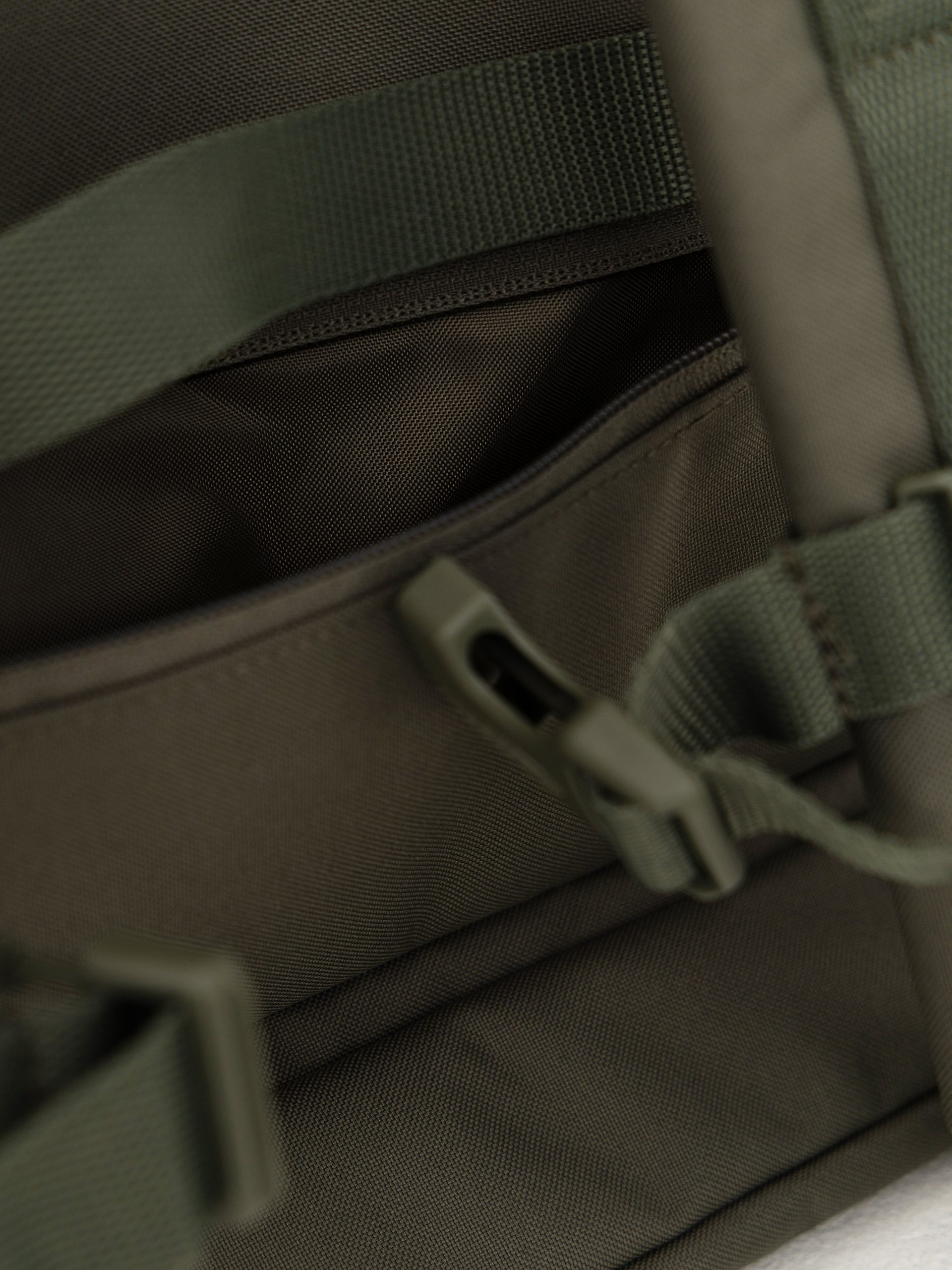 Рюкзак Eastpak Everyday Pak'R (monotone khaki)