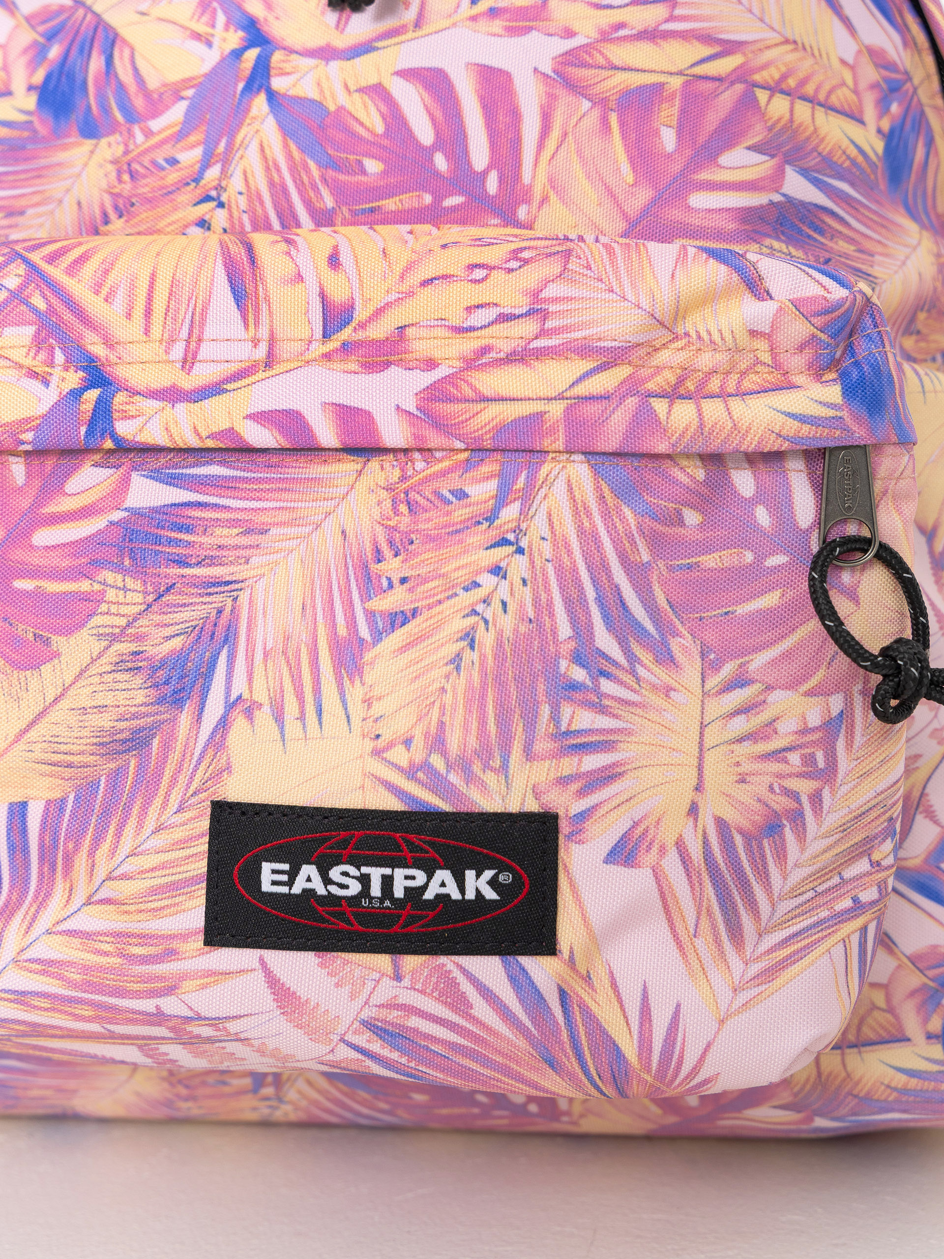 Рюкзак Eastpak Padded Pak'R (brize retro soft)