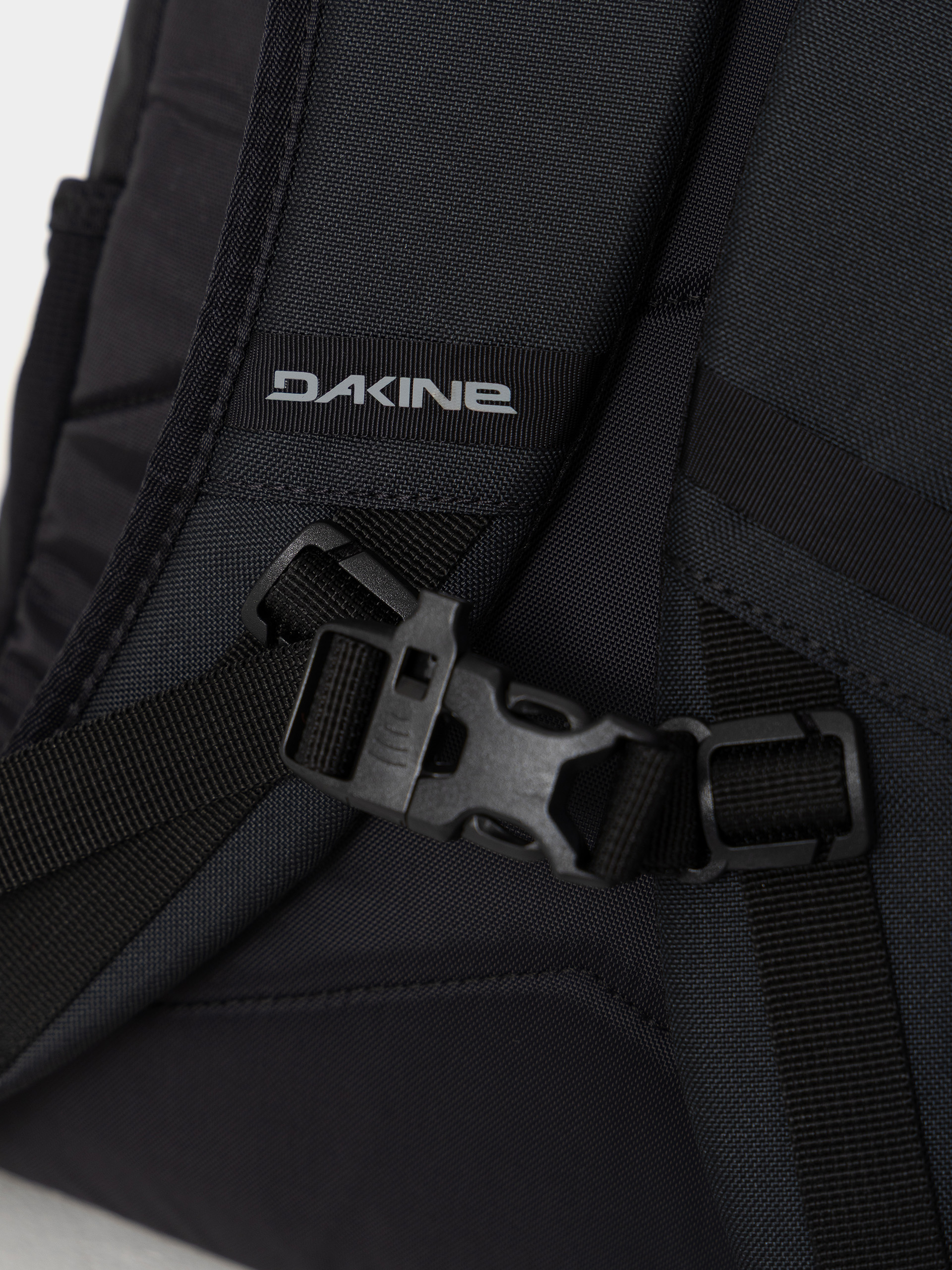 Рюкзак Dakine Grom 2.0 13L (black)