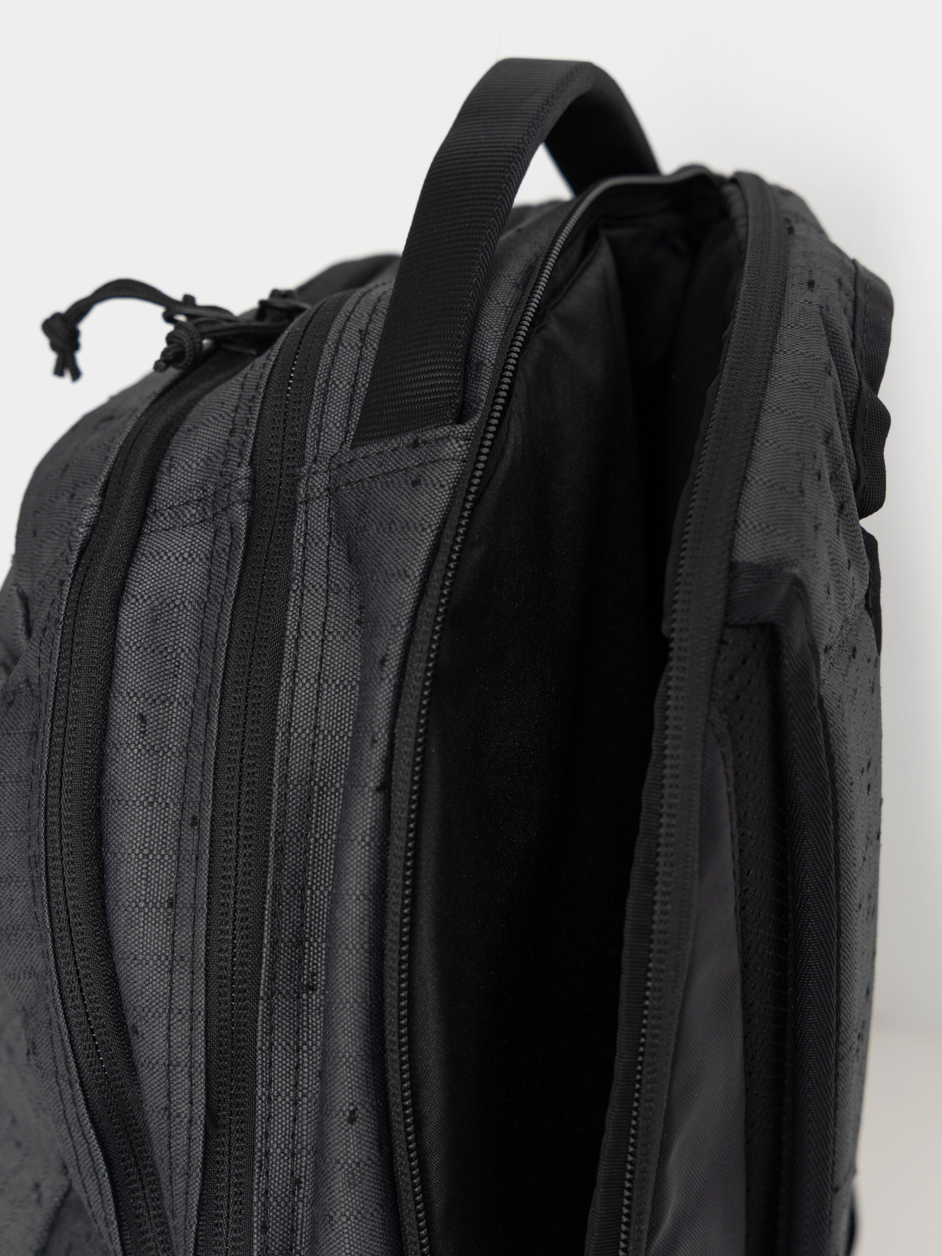 Рюкзак Dakine Campus 20 Year Anniversary 28L (black)
