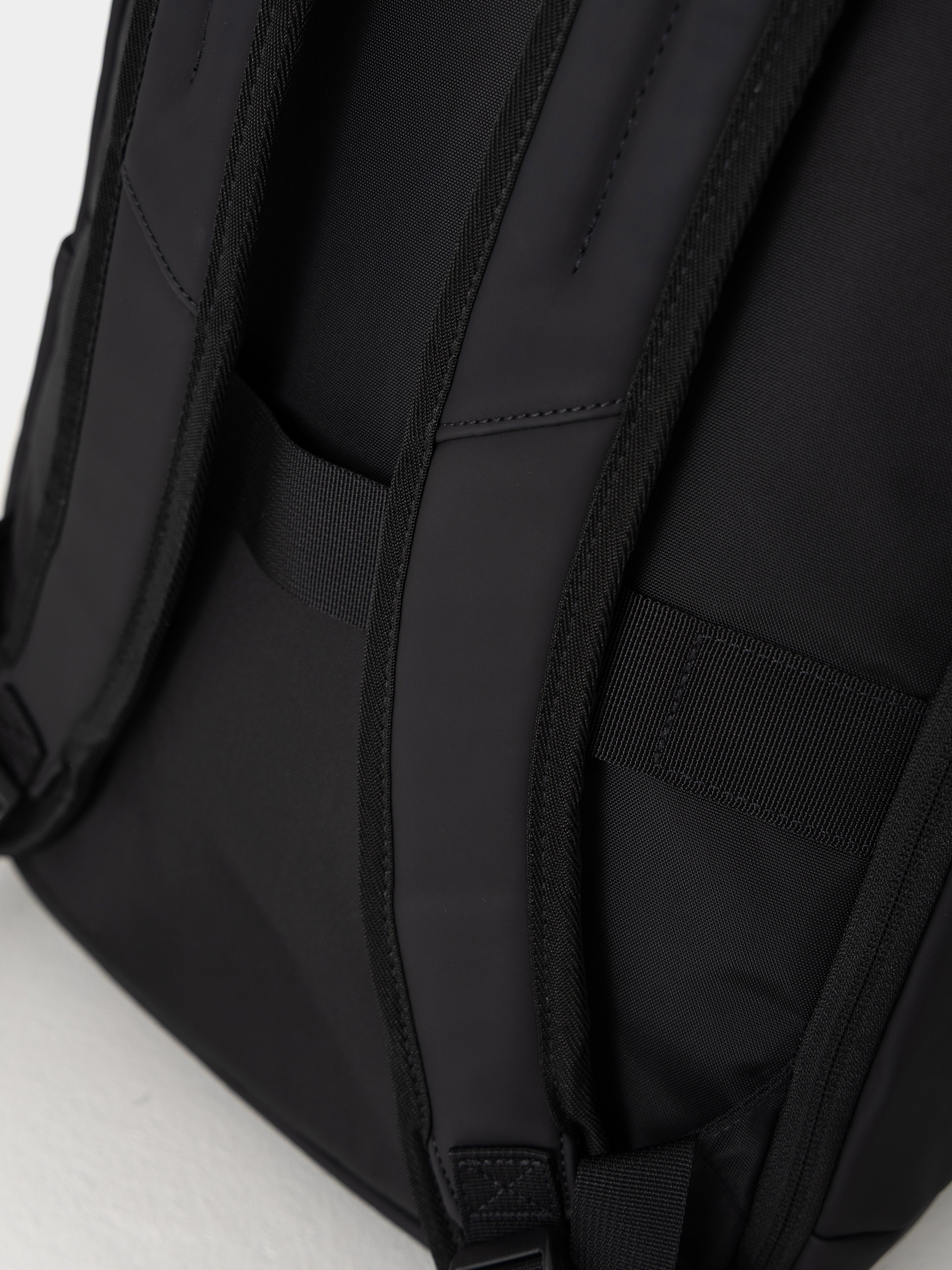 Рюкзак Eastpak Yarin (cnnct f matte black)