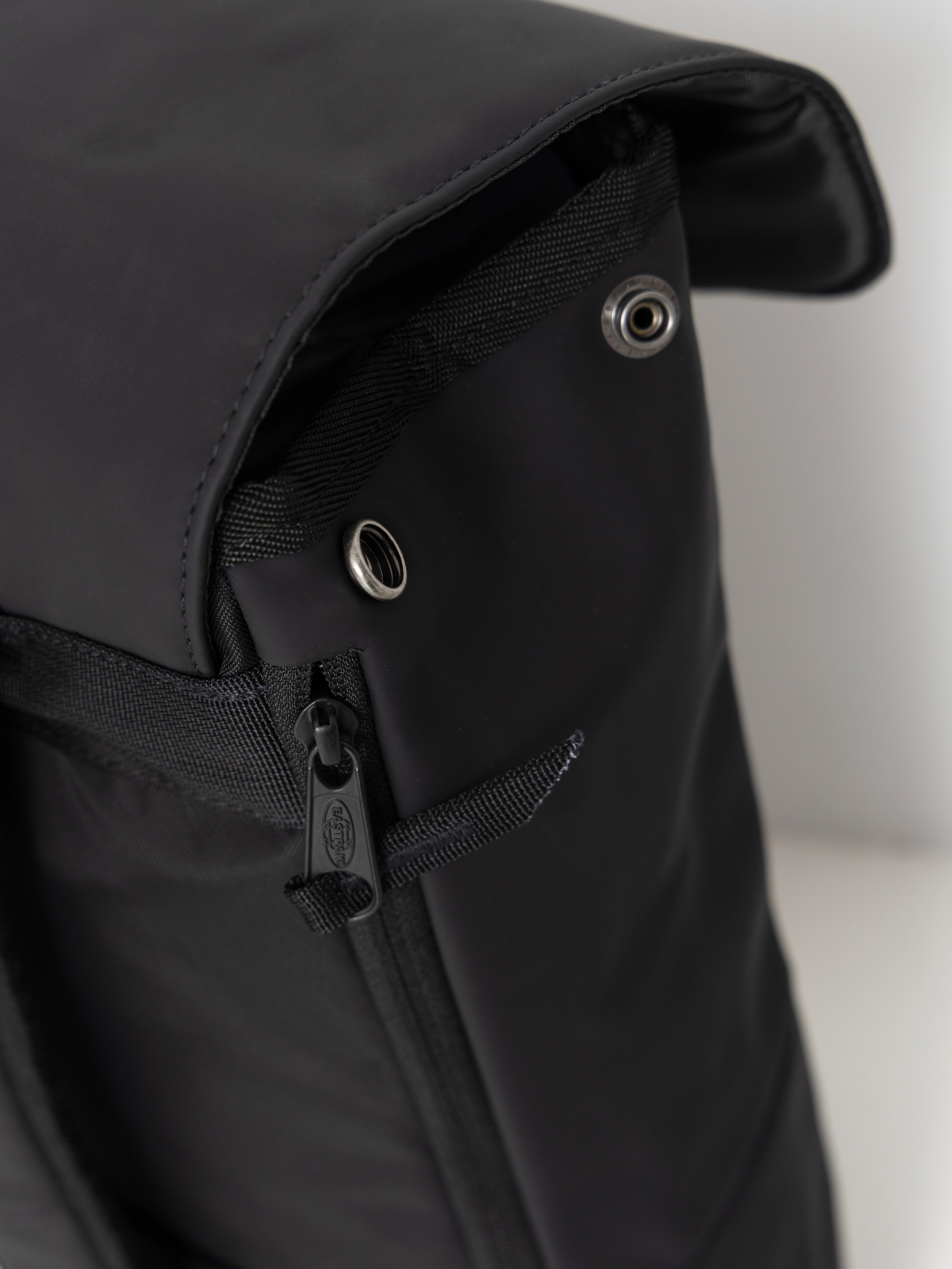 Рюкзак Eastpak Yarin (cnnct f matte black)