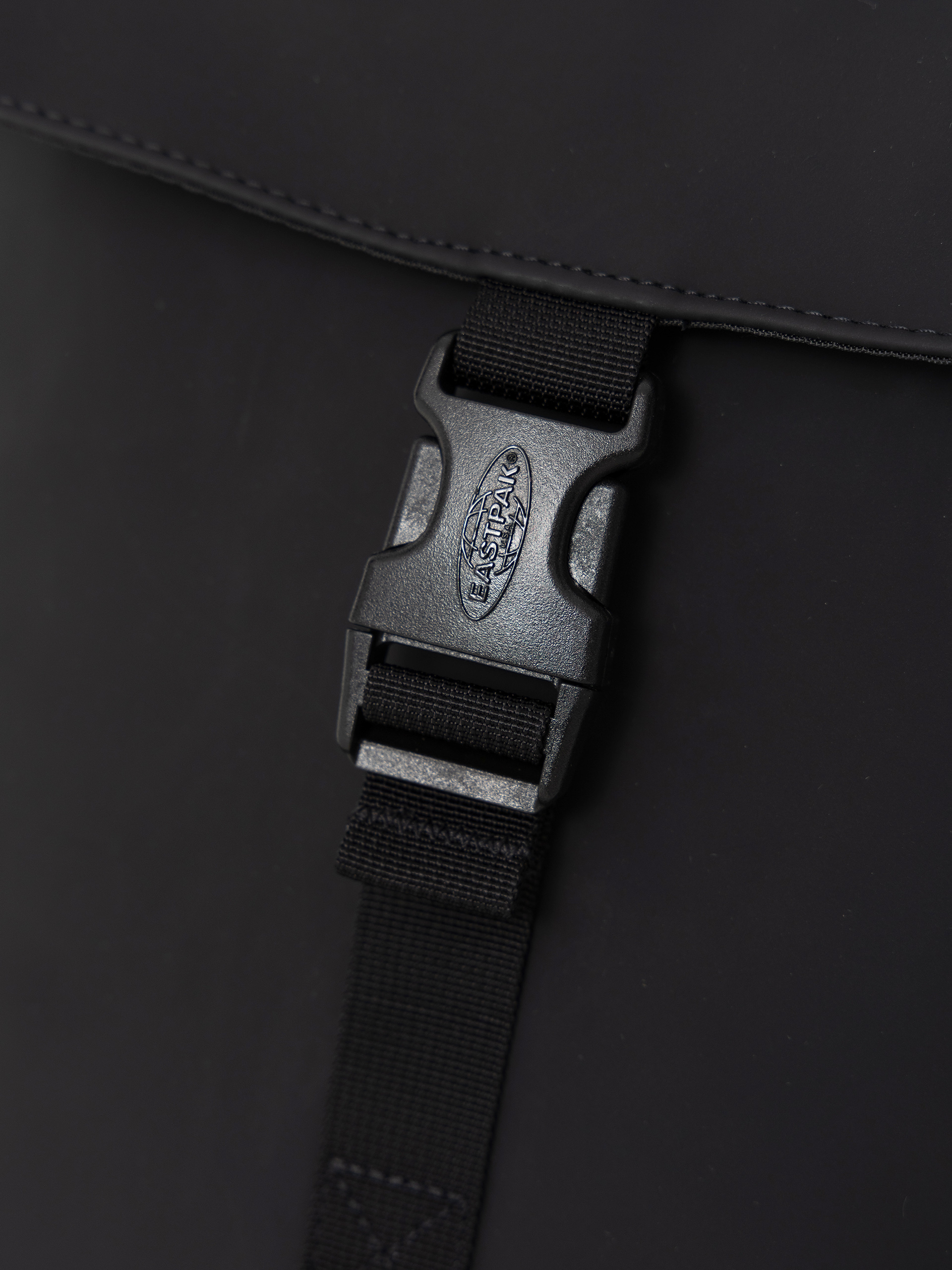 Рюкзак Eastpak Yarin (cnnct f matte black)