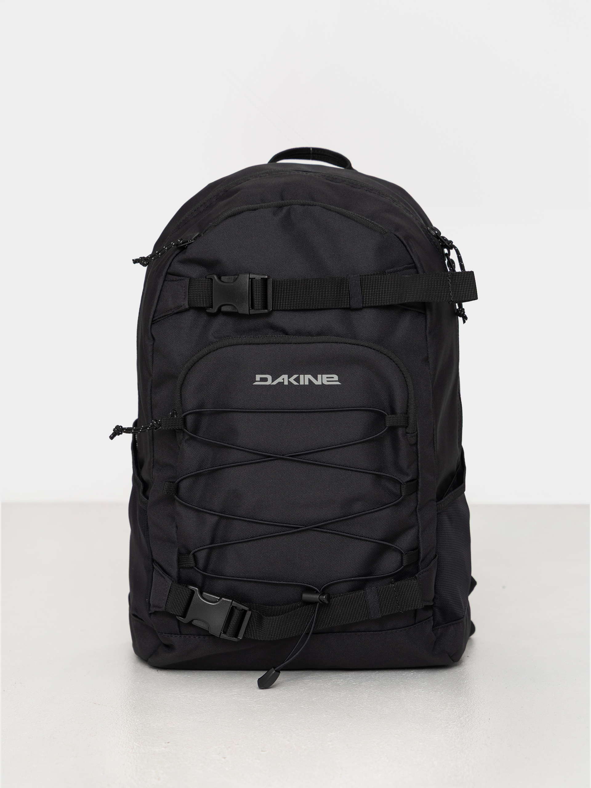 u0420u044eu043au0437u0430u043a Dakine Grom 23L (black)
