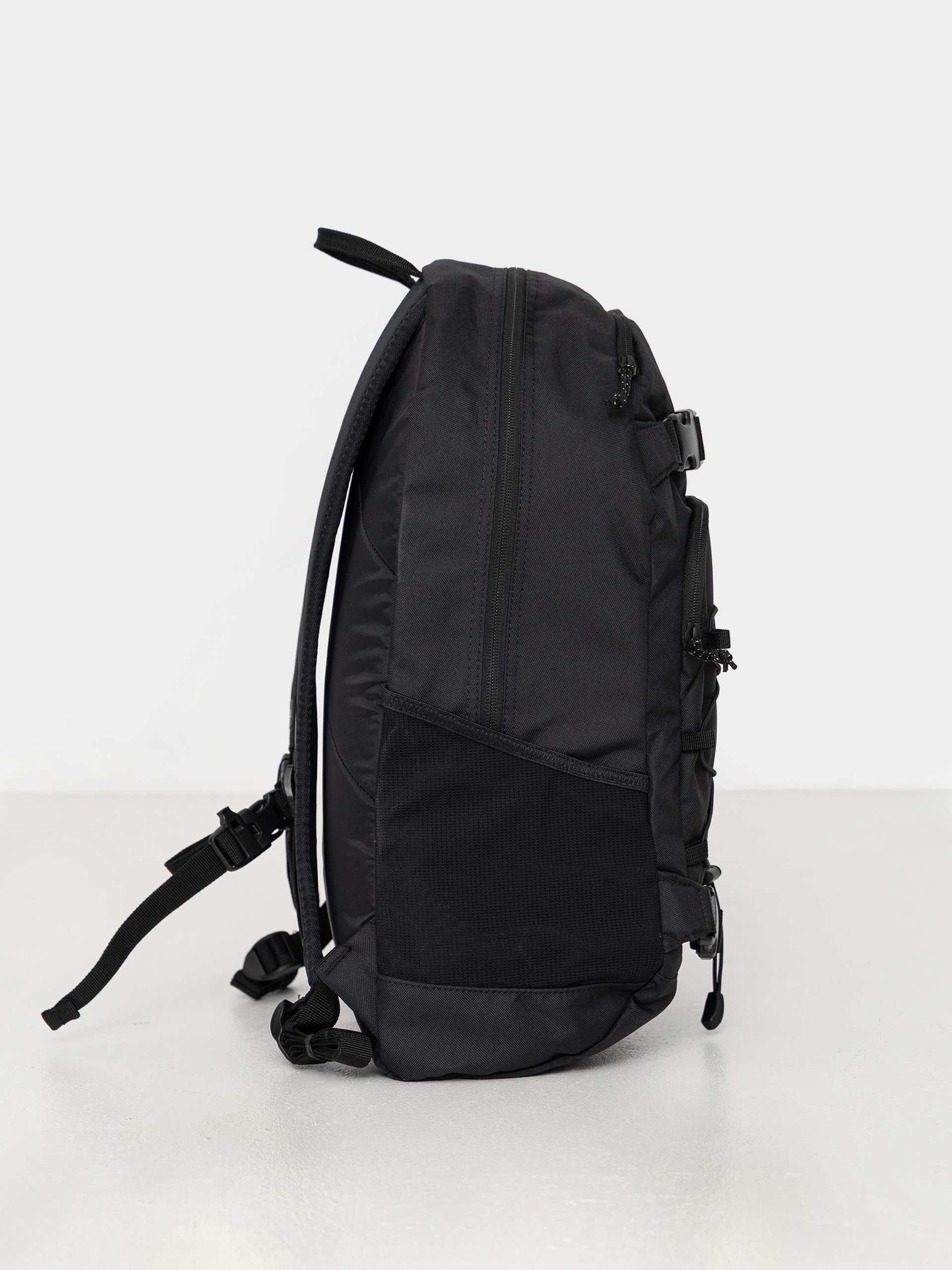 Рюкзак Dakine Grom 23L (black)