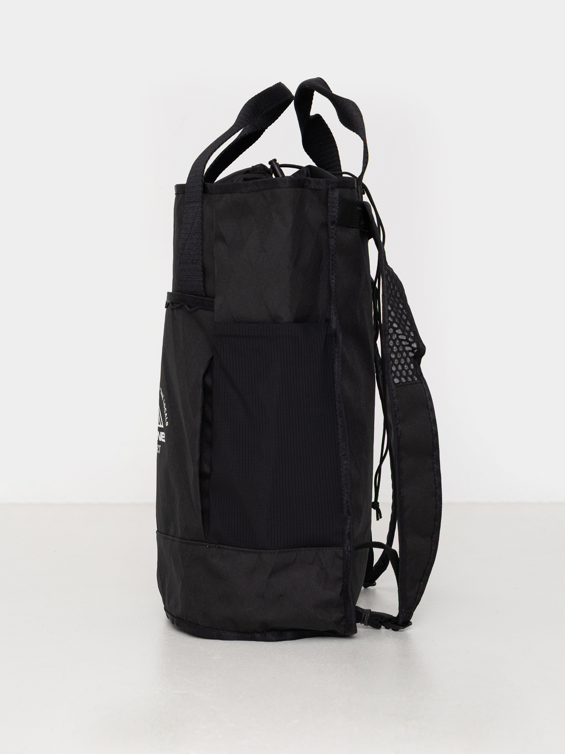 Рюкзак Dakine Renovation Lt 22L (black)