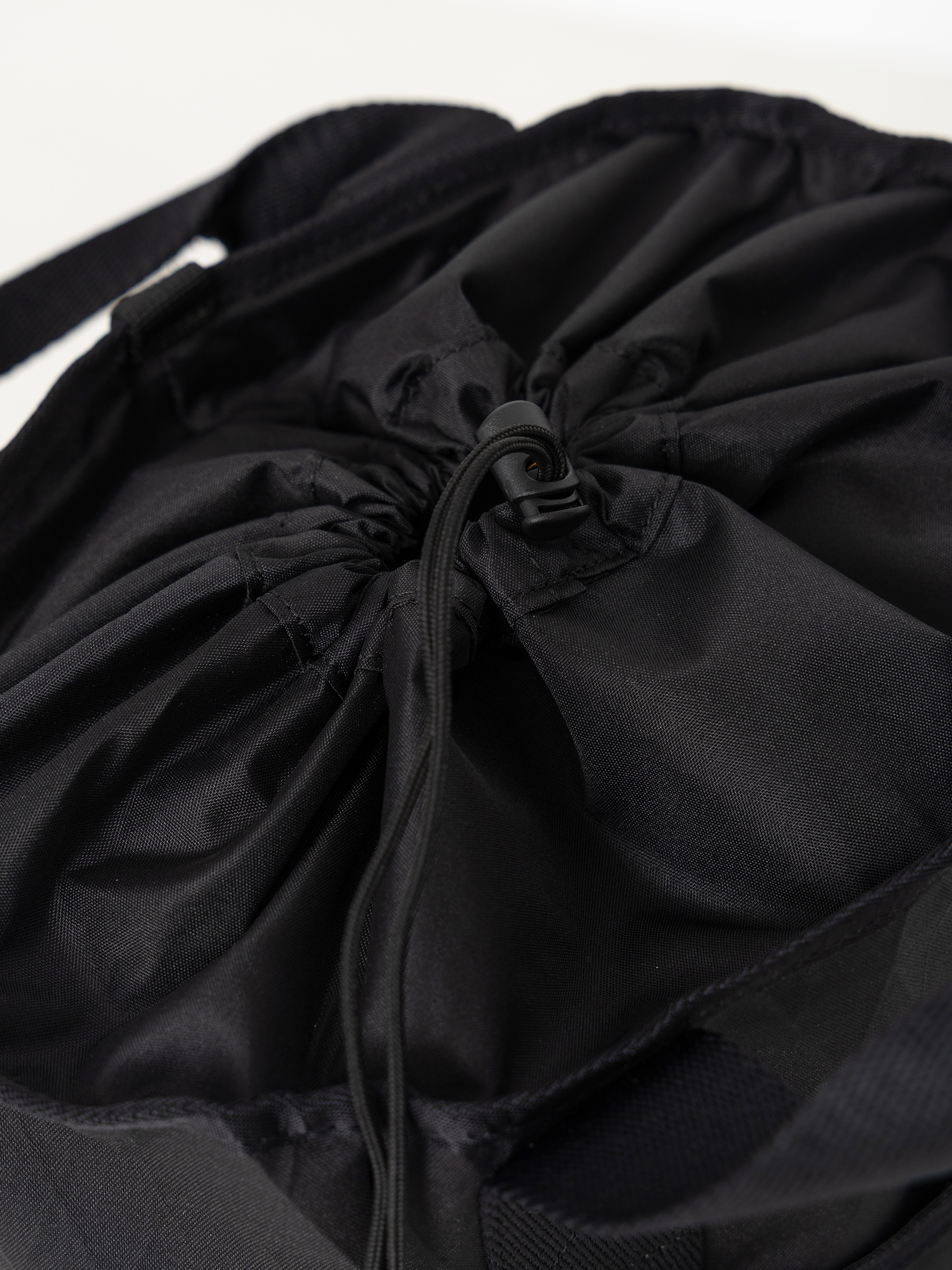 Рюкзак Dakine Renovation Lt 22L (black)