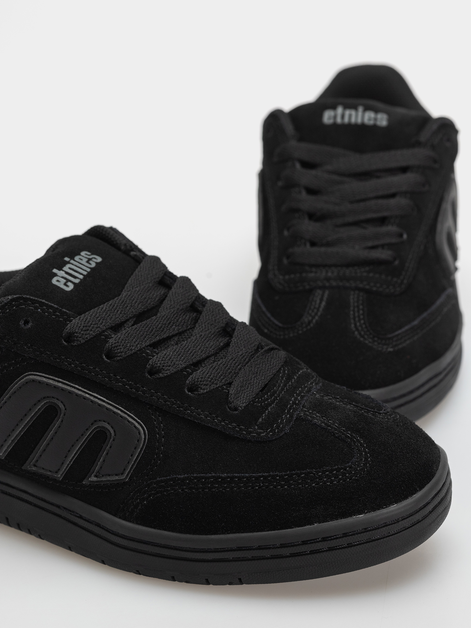 Взуття Etnies Locut (black raw)