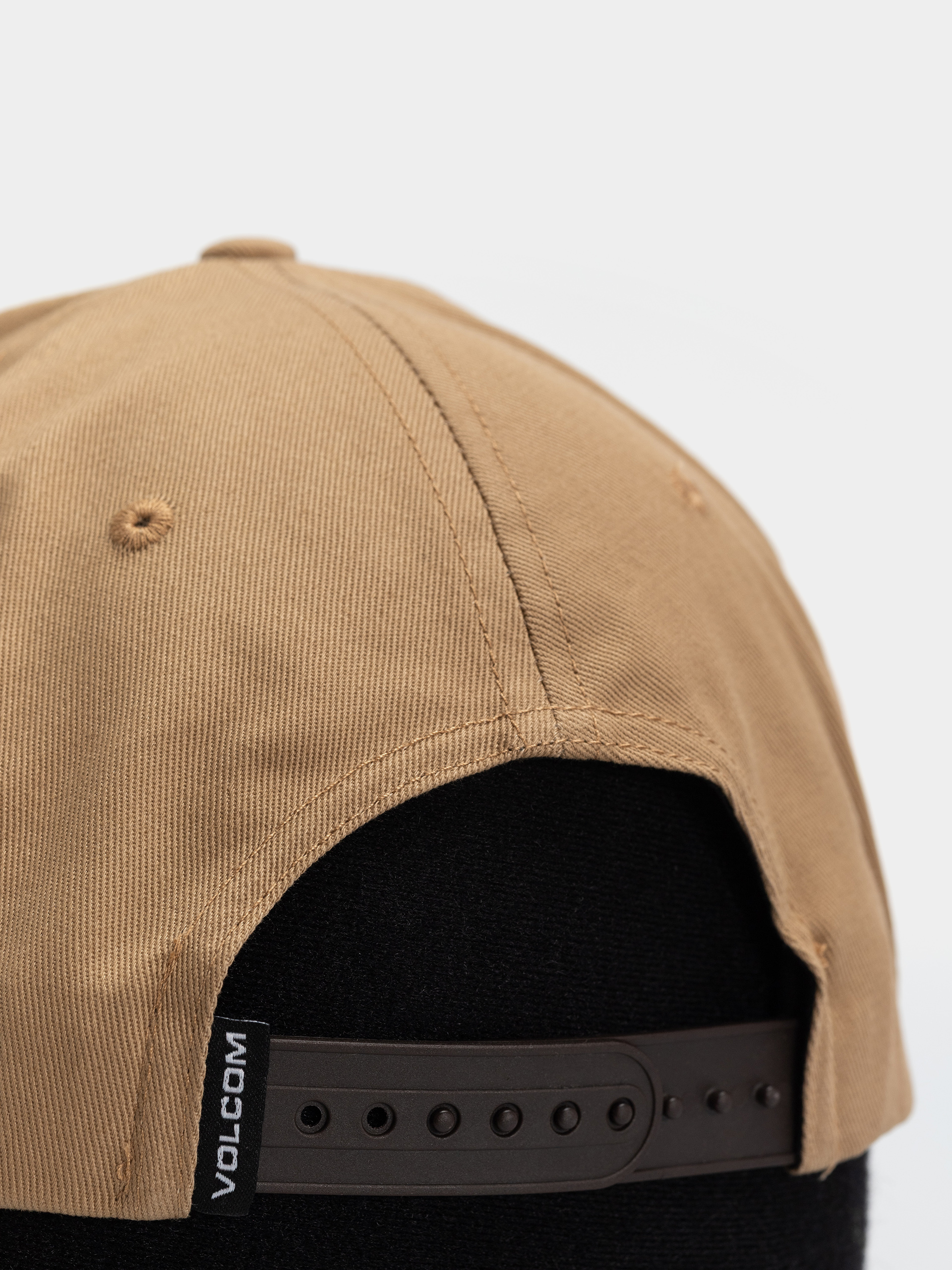 Кепка Volcom Embossed Stone (cacao)