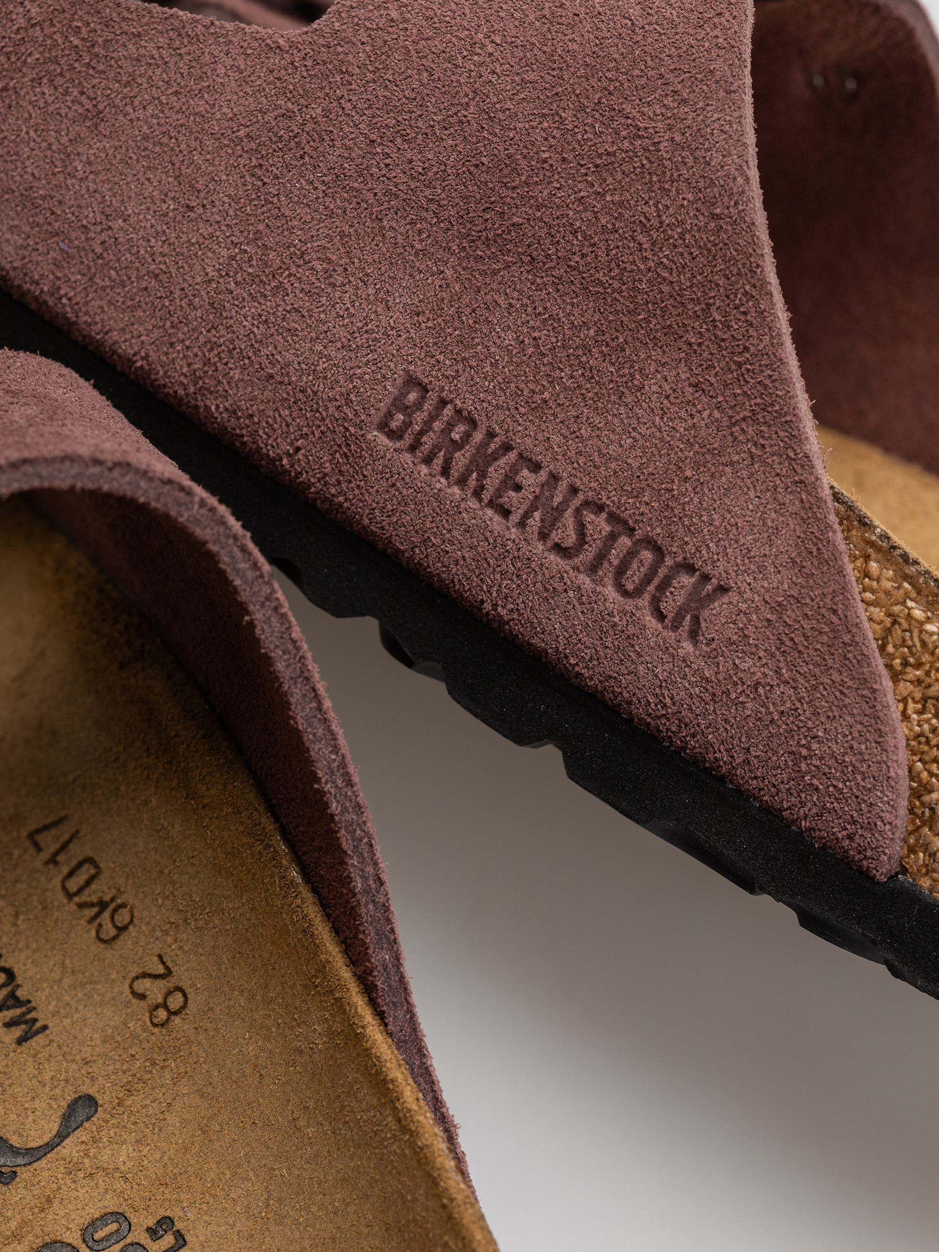 Шльопанці Birkenstock Arizona Suede Leather Cushion Buckle Narrow Wmn (pepper)