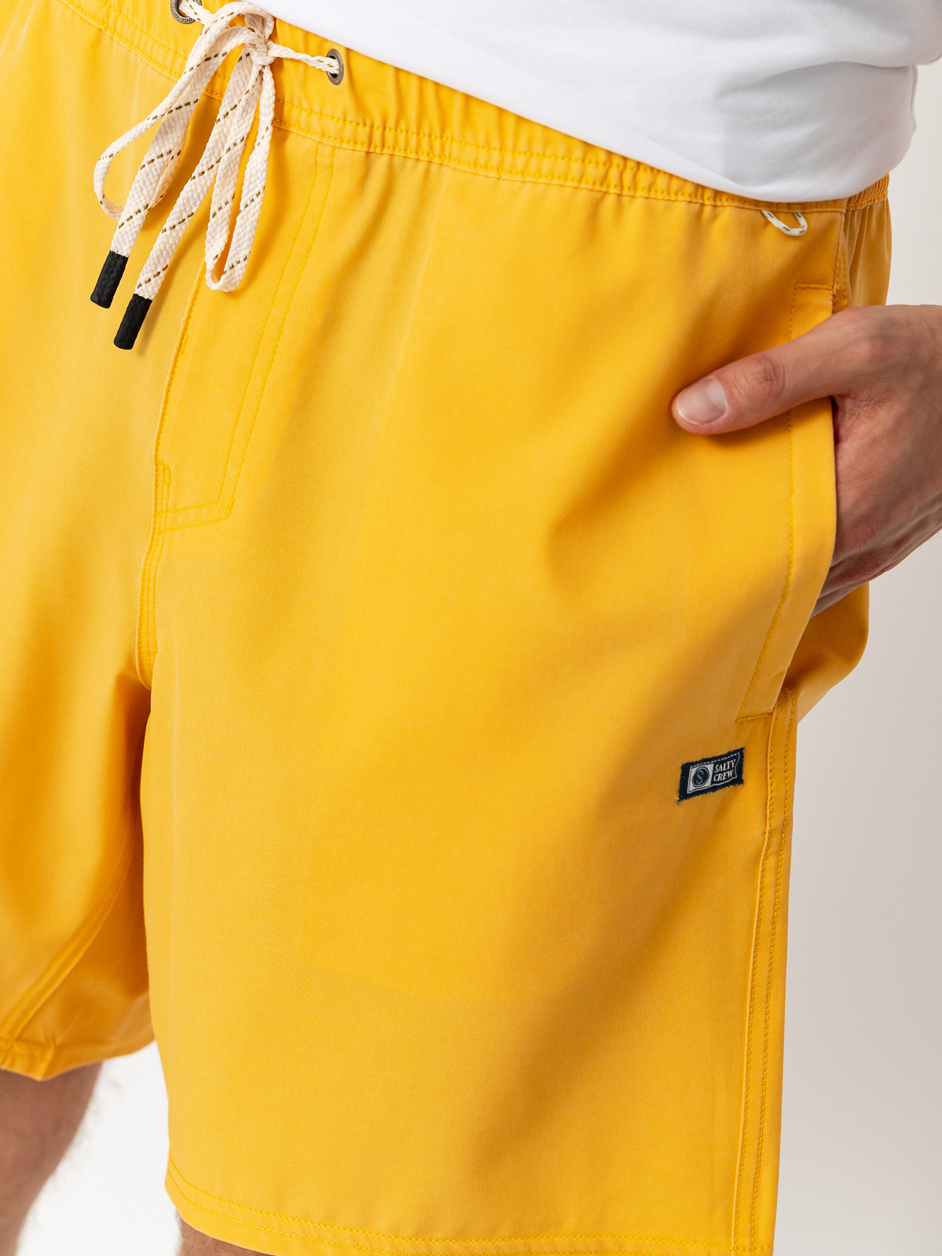 Пляжні шорти Salty Crew Seadog Volley (mineral yellow)