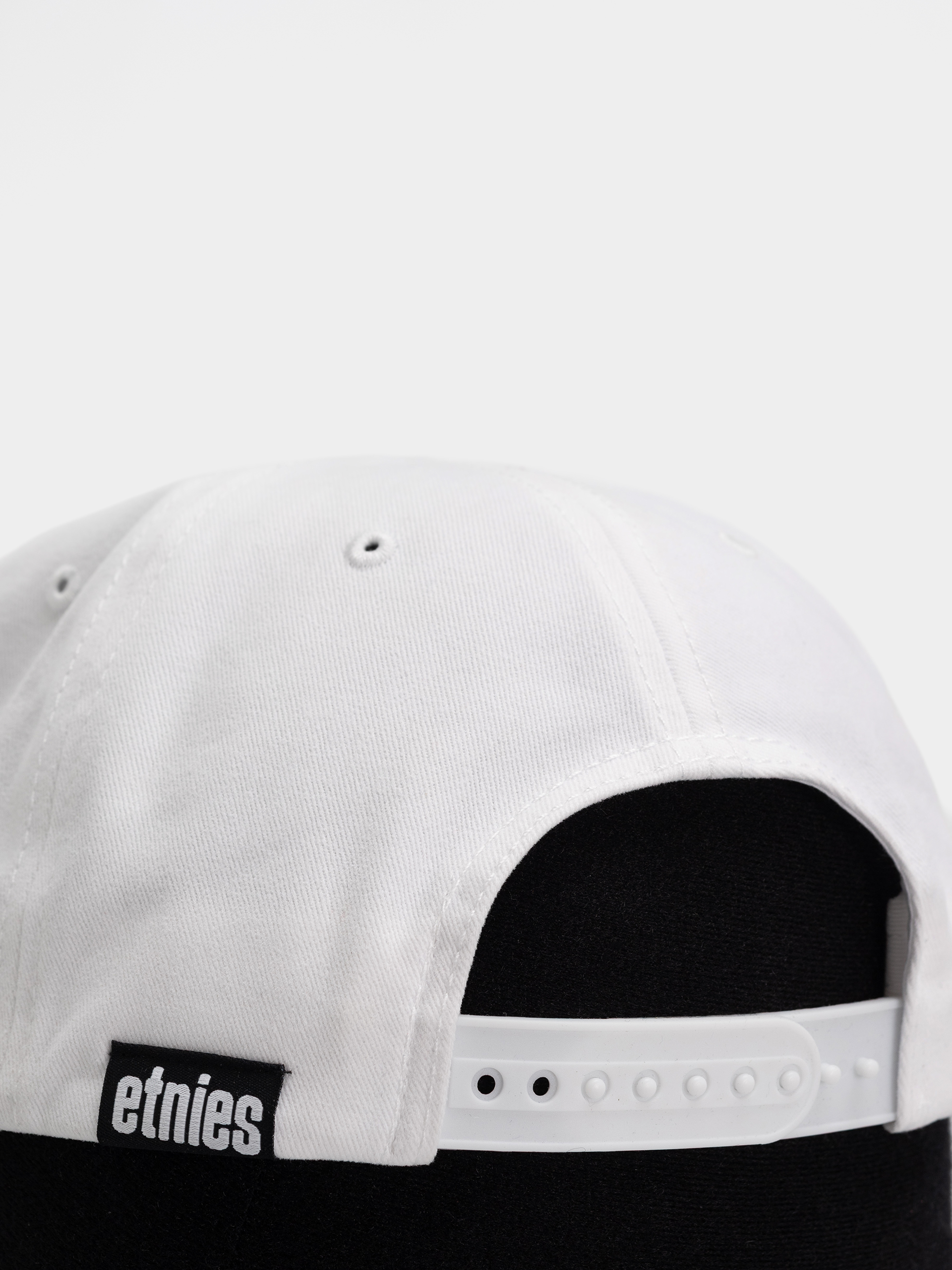 Кепка Etnies X Fos Snapback (white/navy)