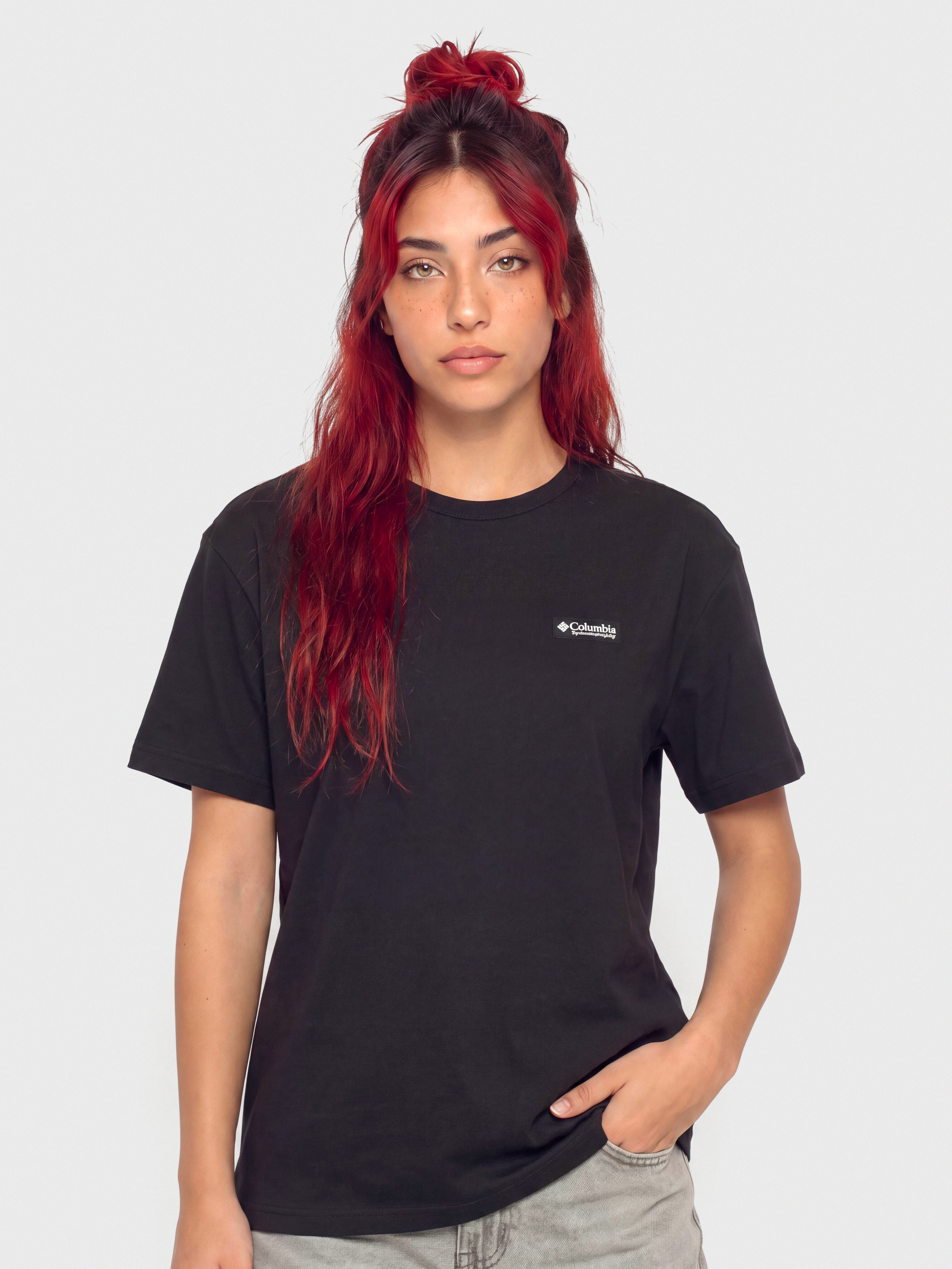 Футболка Columbia CSC Heavyweight Graphic Wmn (black/linear hillscape)