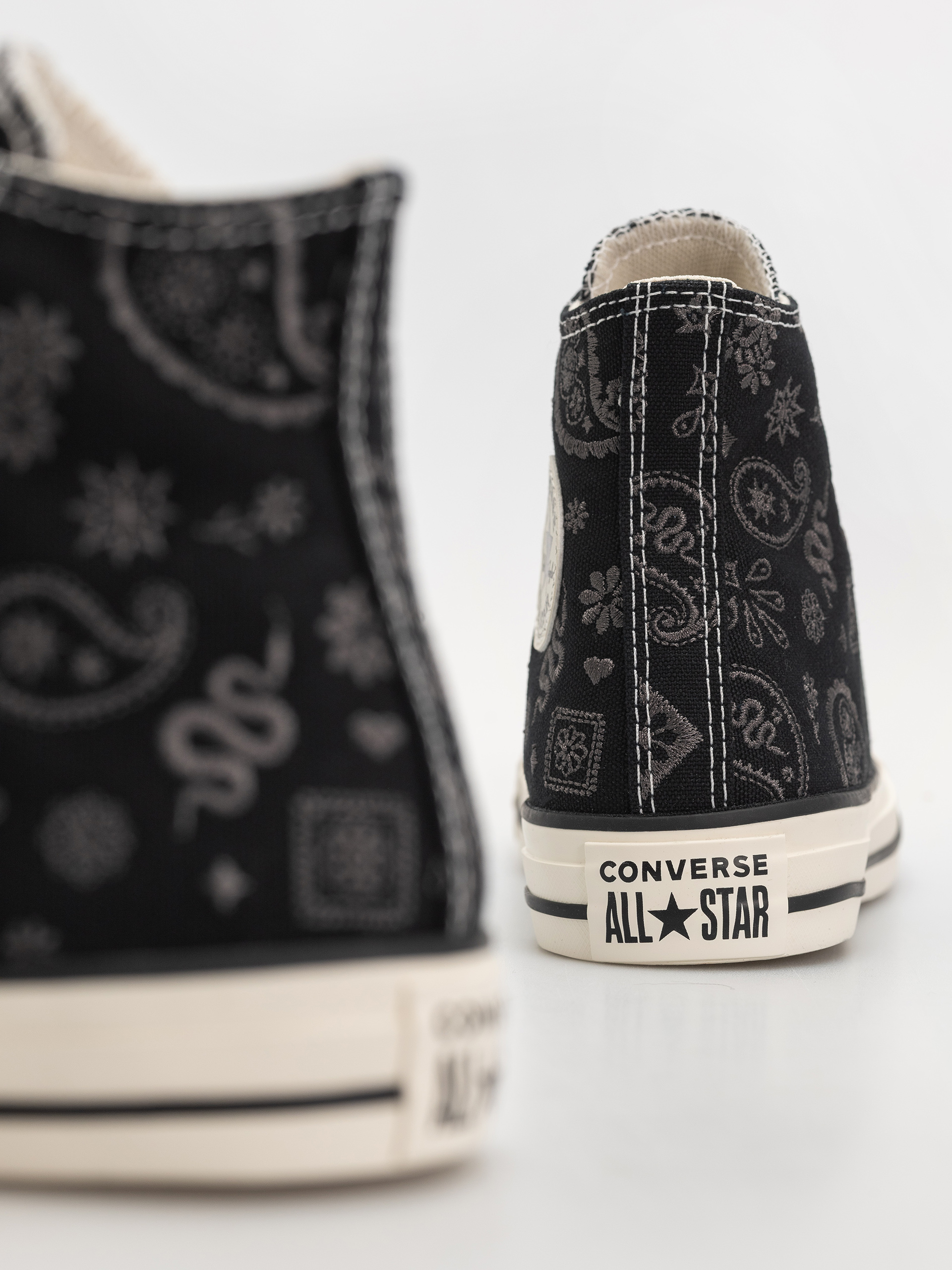 Кеди Converse Chuck Taylor All Star Hi Wmn (black/dark matter/natural ivory)