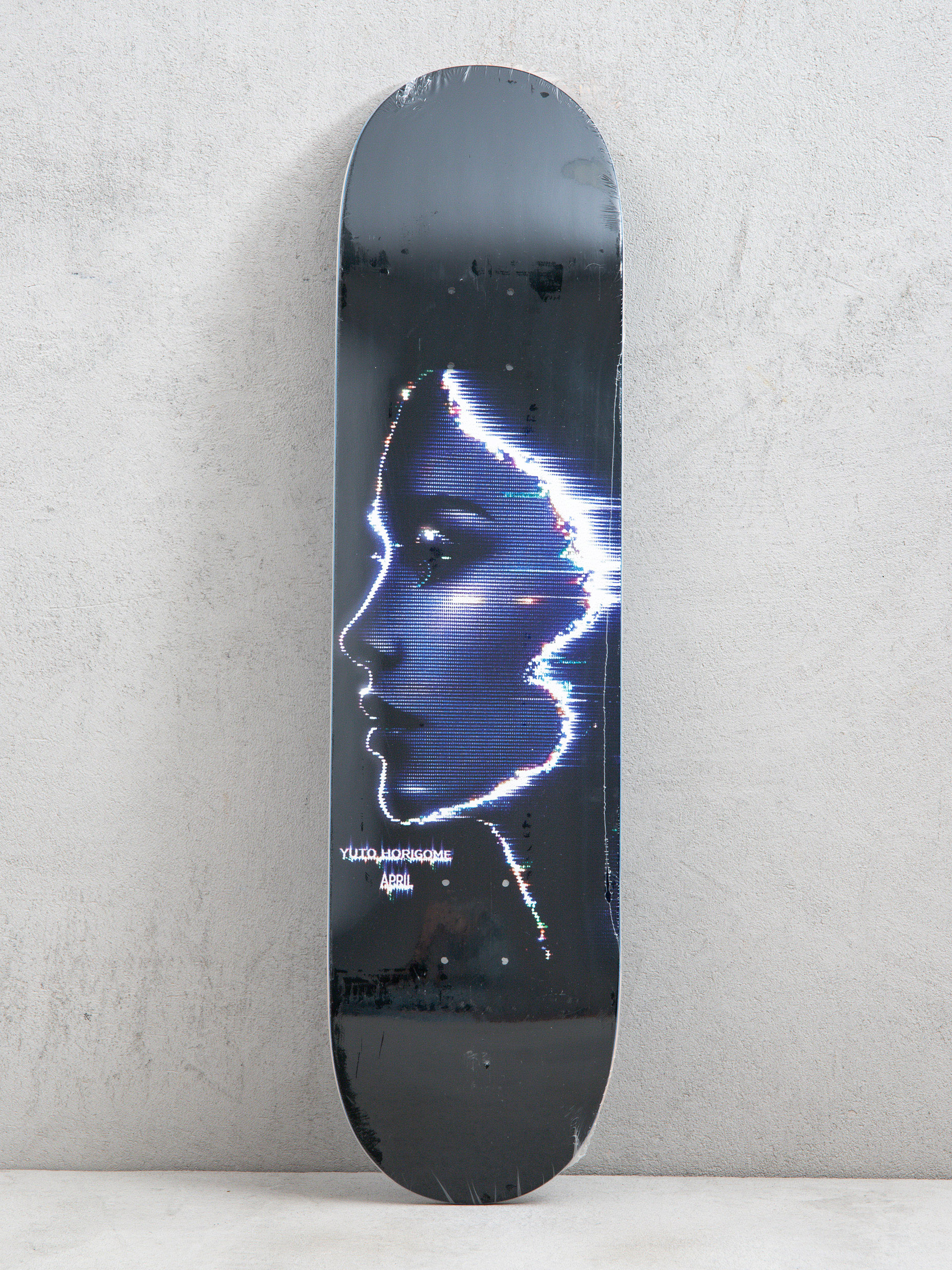 Декa April Skateboards Yuto Fractured 