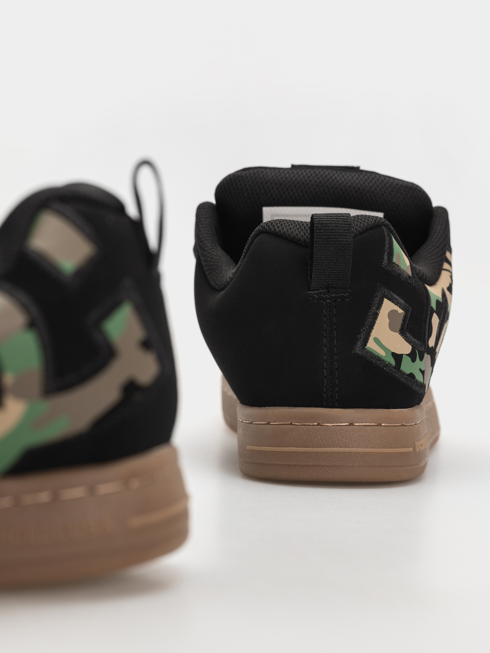 Взуття DC Court Graffik (black/black/gum)
