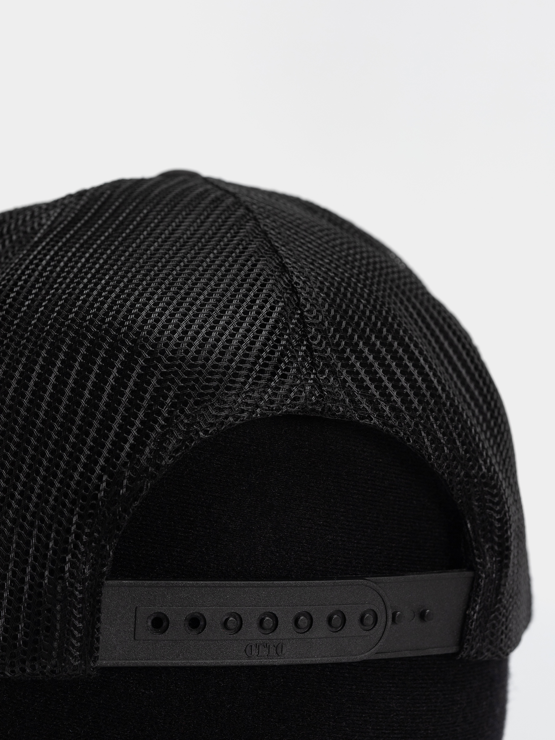 Кепка Thrasher Destruction Trucker (black/black)