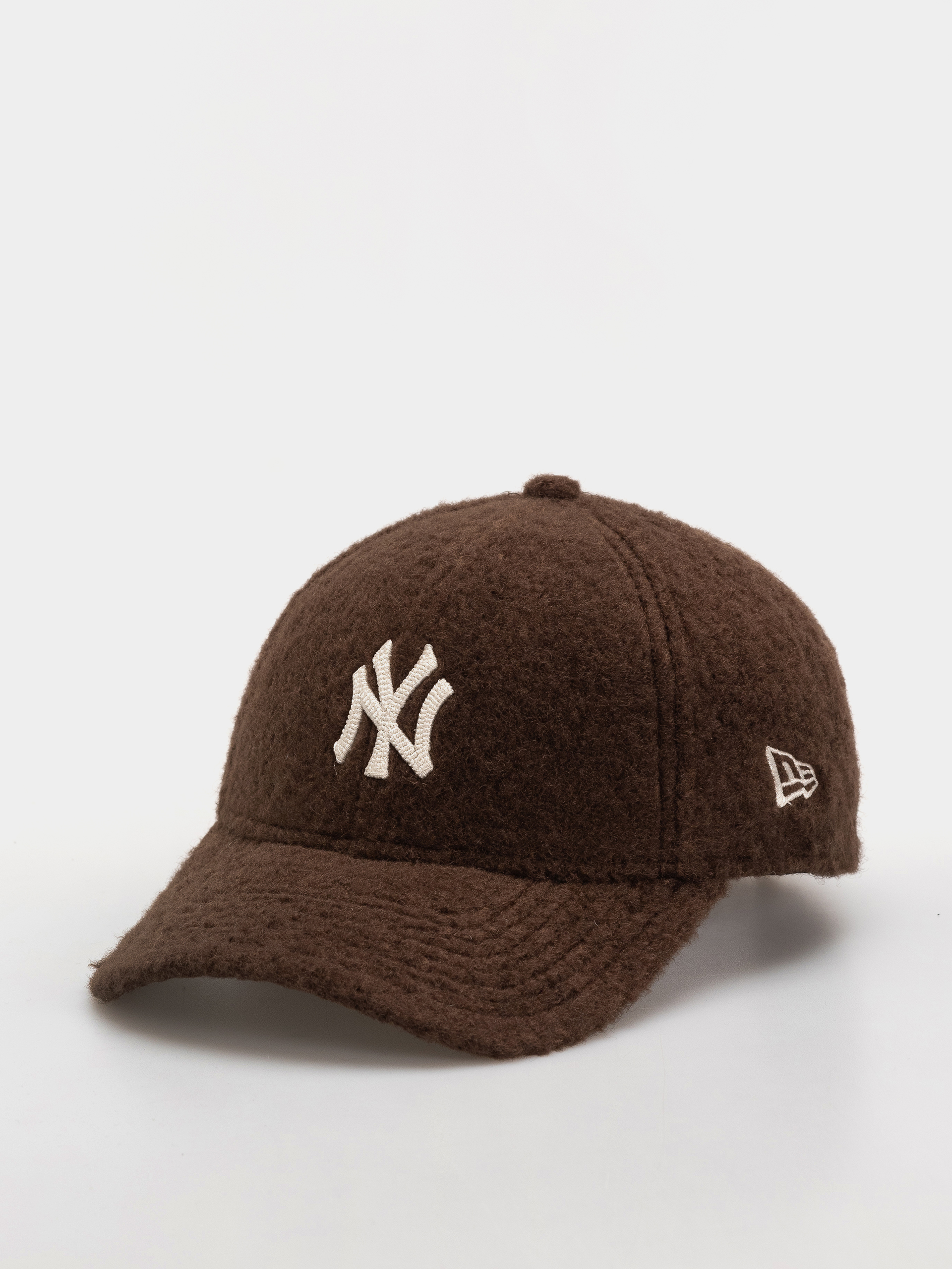 Кепка New Era Winter Borg 9Forty New York Yankees (brown)
