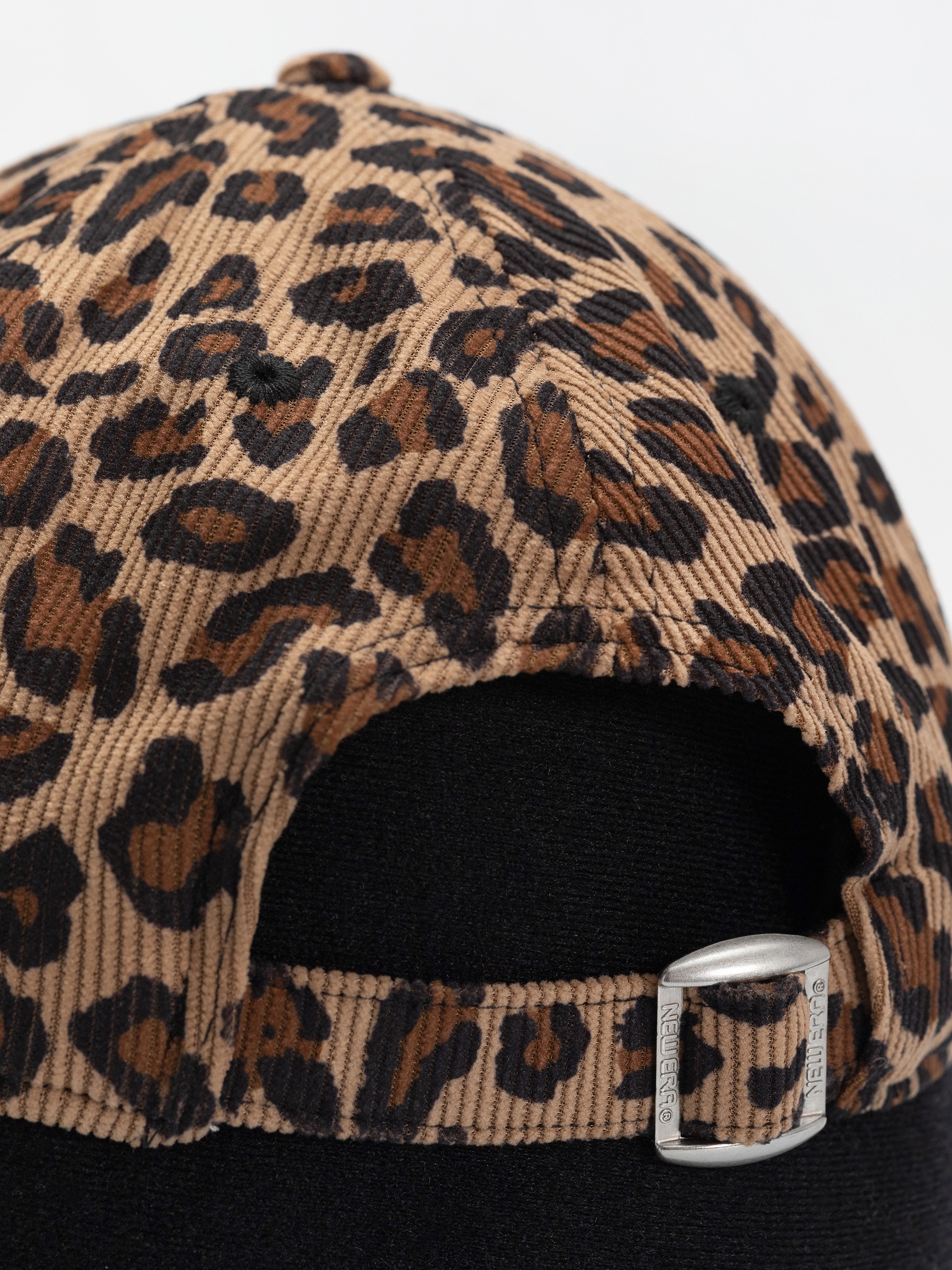 Кепка New Era Leopard Cord 9Forty New York Yankees Wmn (leo brown)