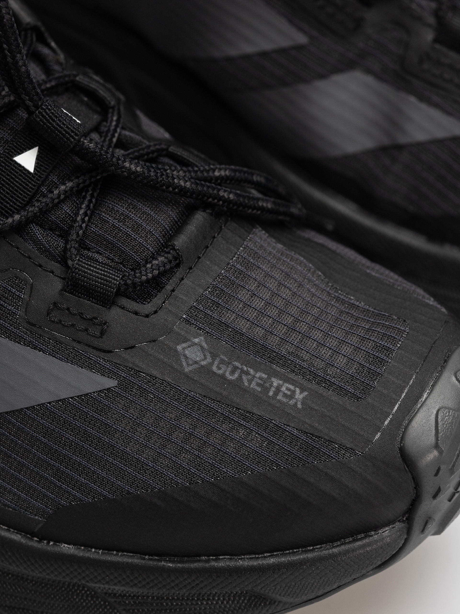 Взуття adidas Terrex Freehiker Sl (cblack/gresix/gresix)