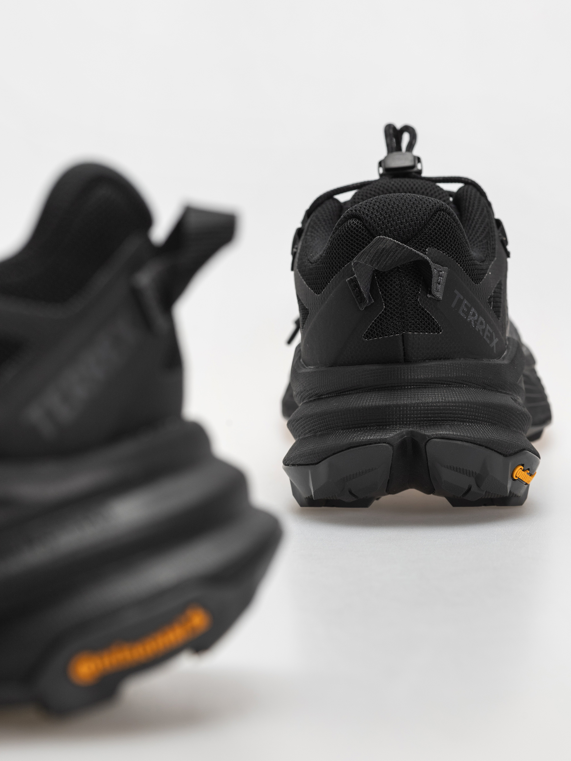 Взуття adidas Terrex Freehiker Sl (cblack/gresix/gresix)