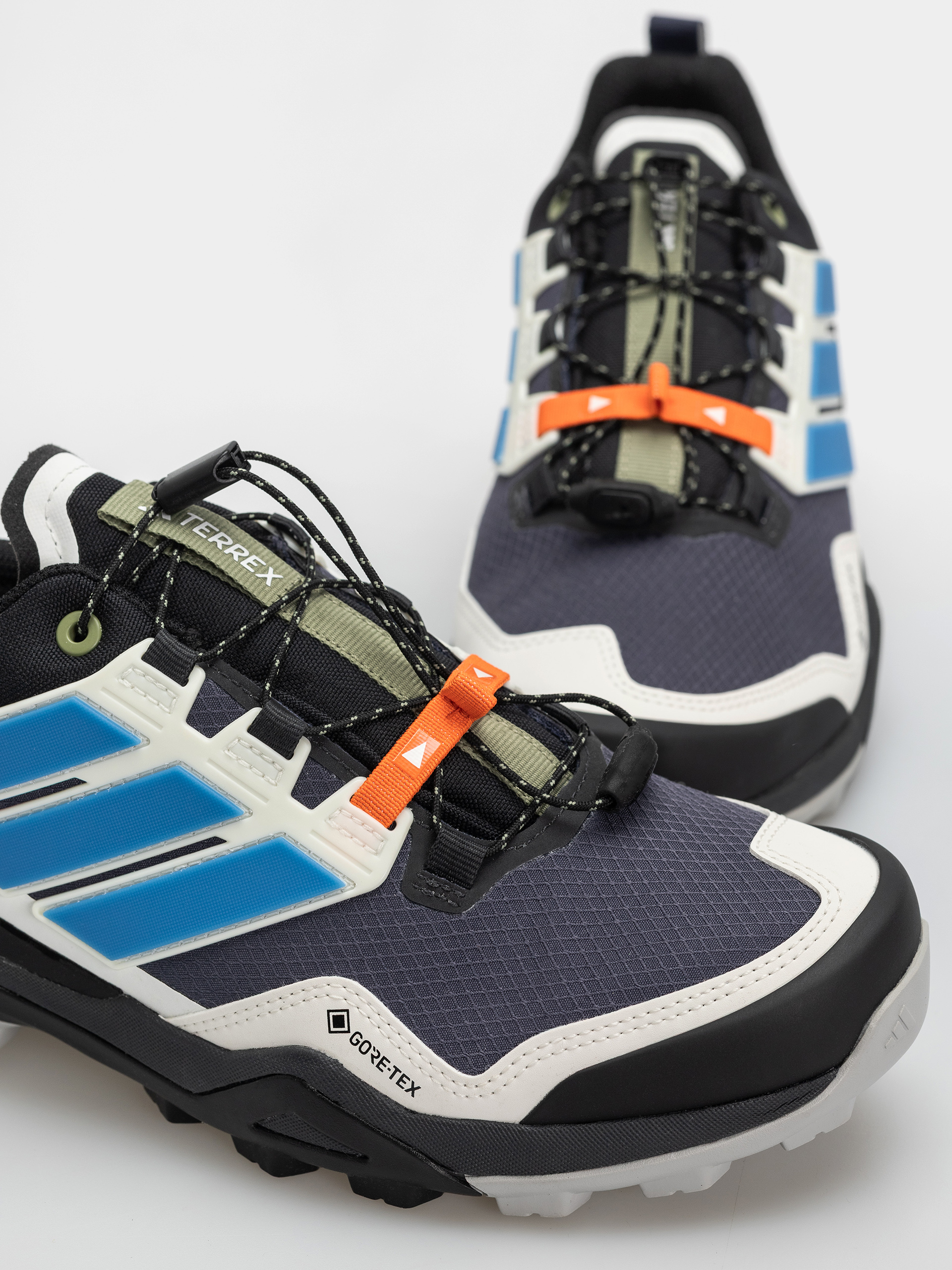 Взуття adidas Terrex Skychaser Gt (gretwo/cblack/shanav)