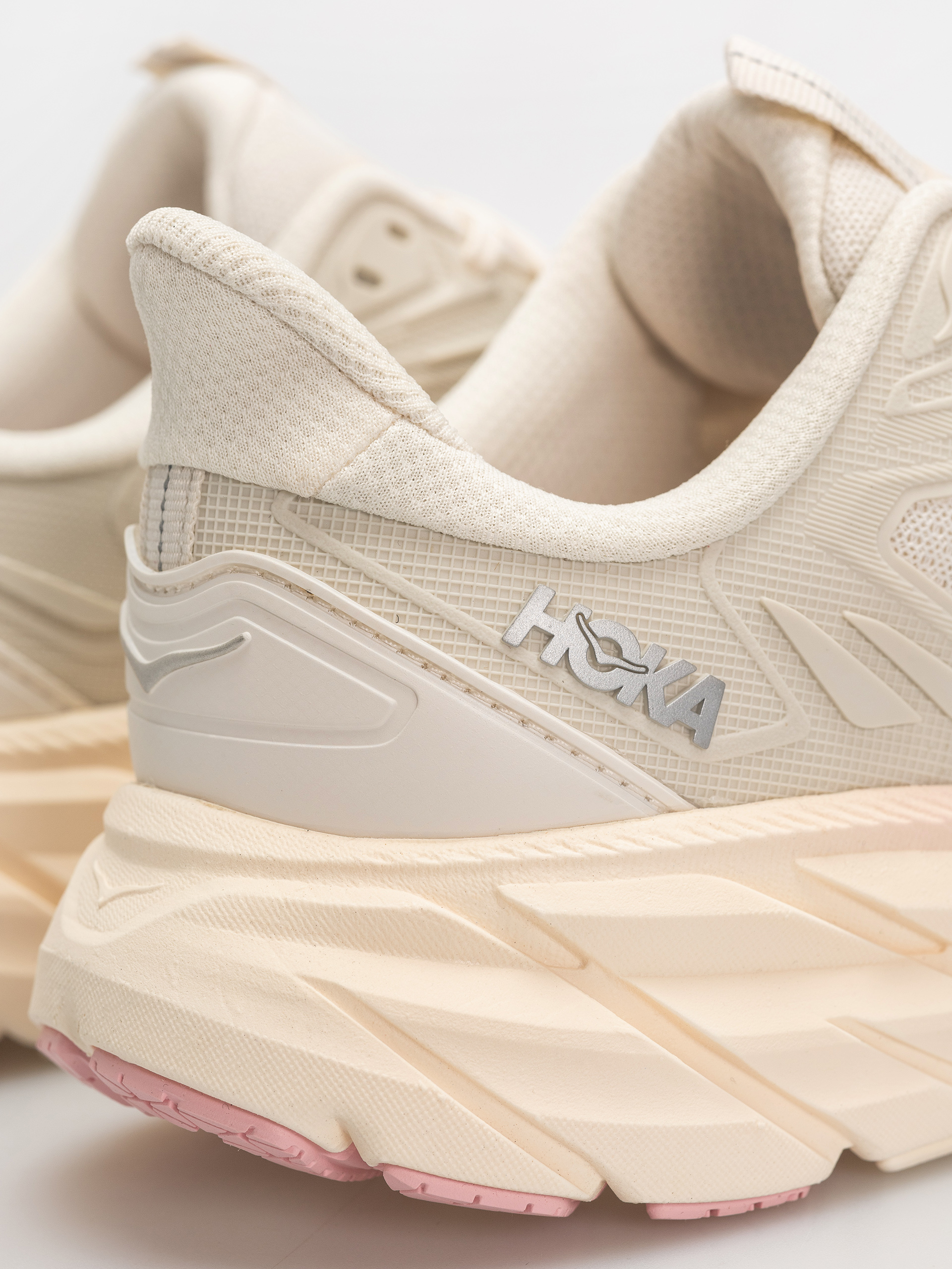 Взуття Hoka Clifton UTL Wmn (alabaster/dewy pink)