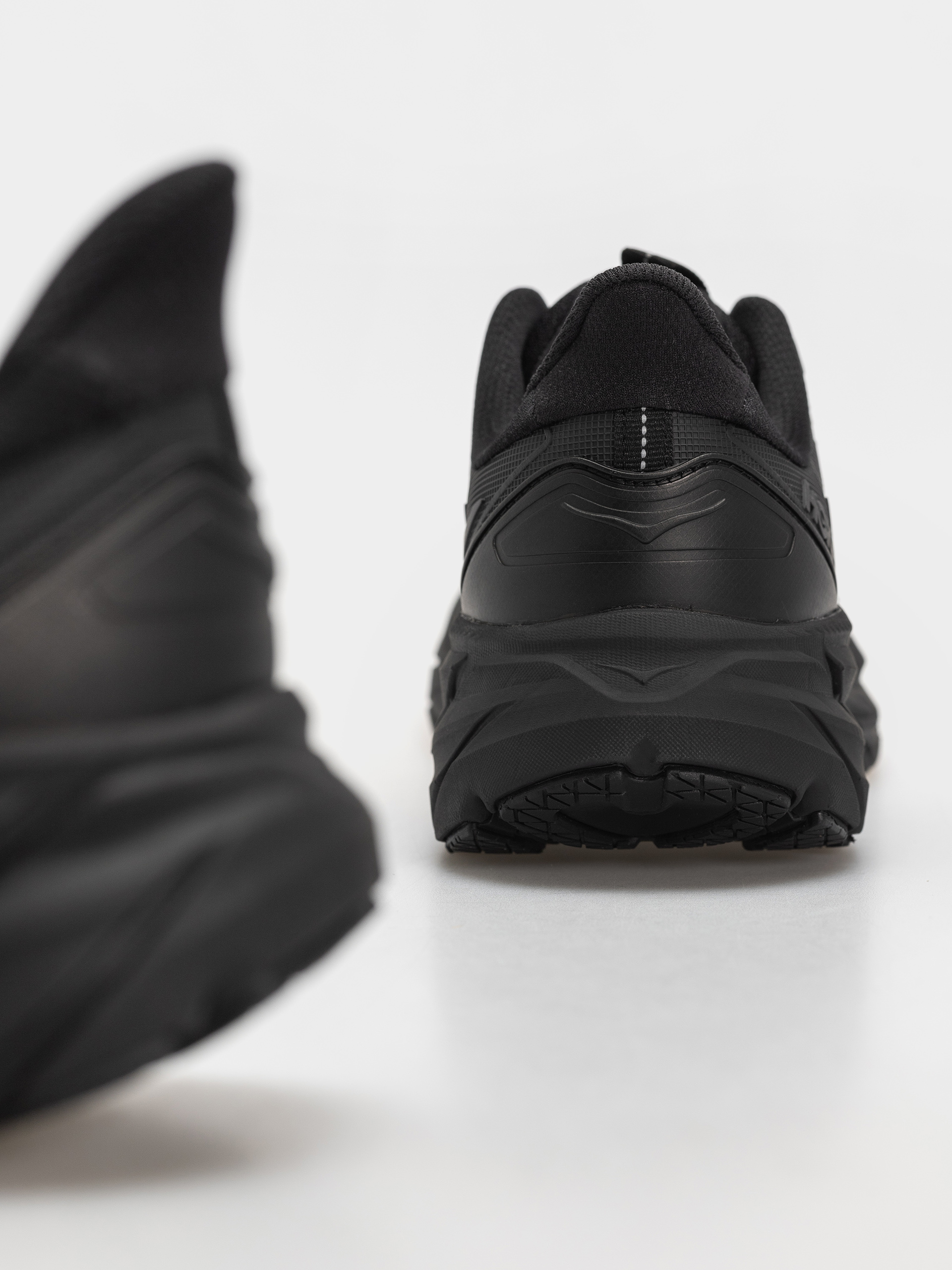 Взуття Hoka Clifton UTL (black/black)
