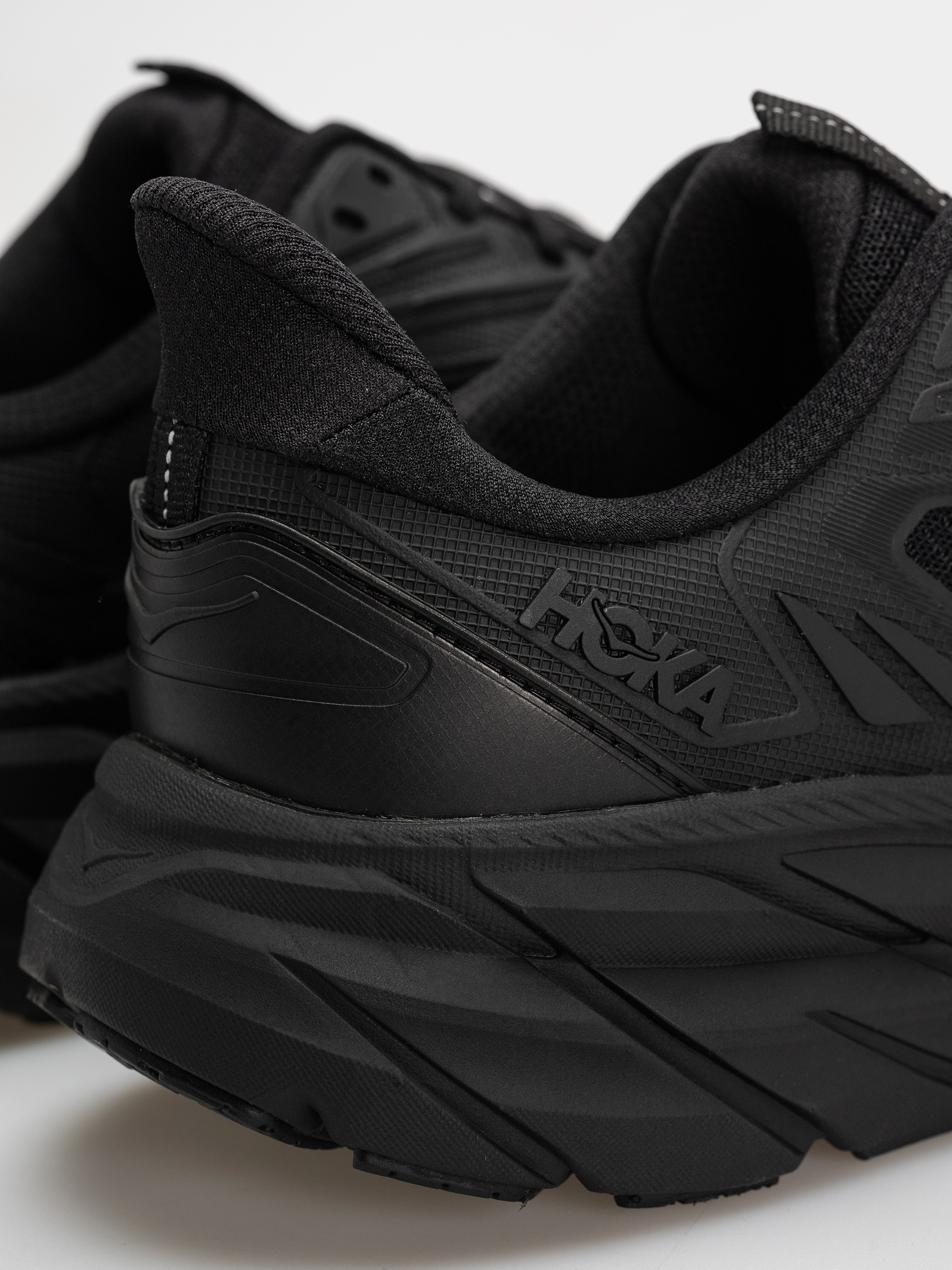 Взуття Hoka Clifton UTL (black/black)