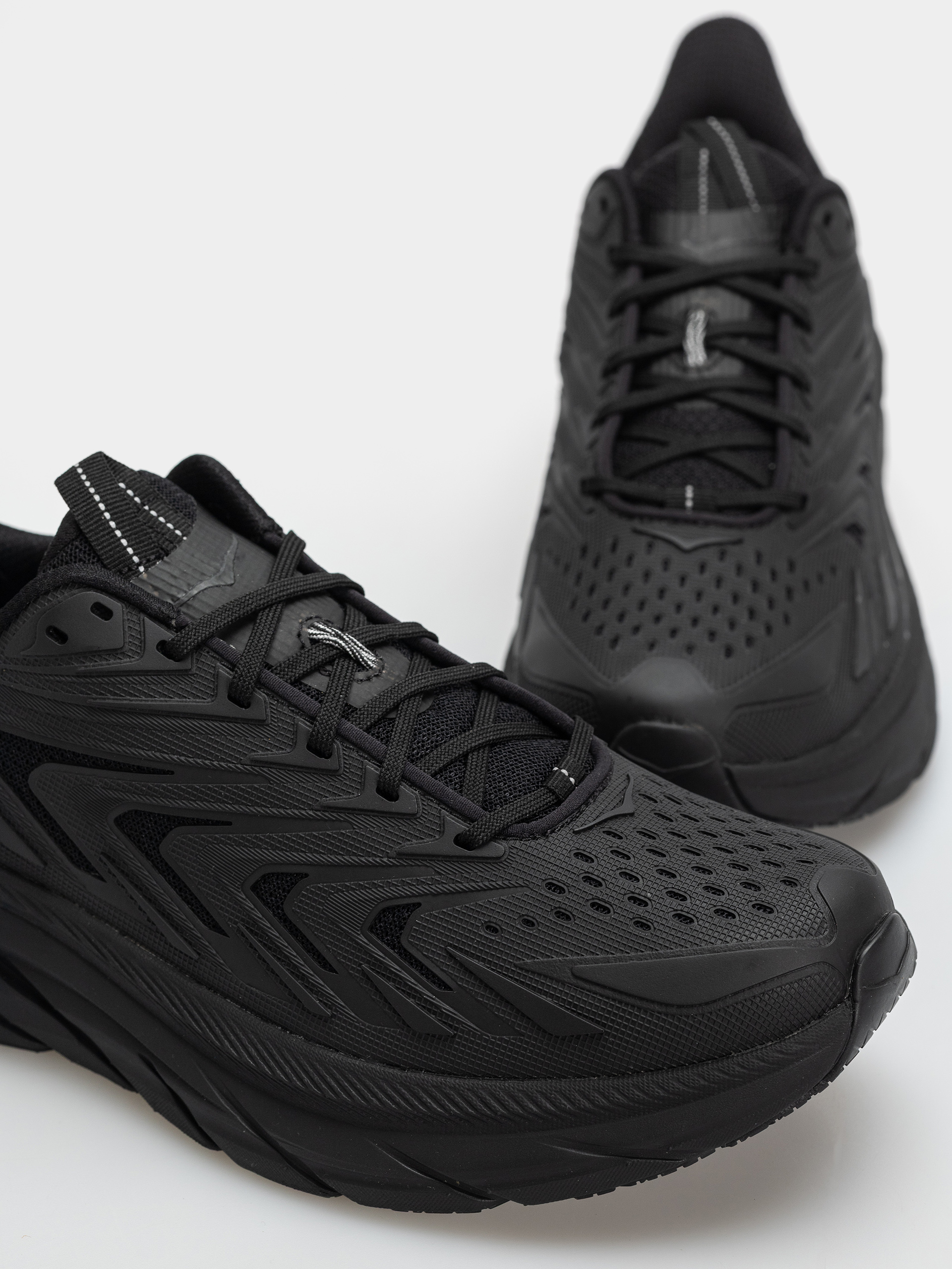 Взуття Hoka Clifton UTL (black/black)