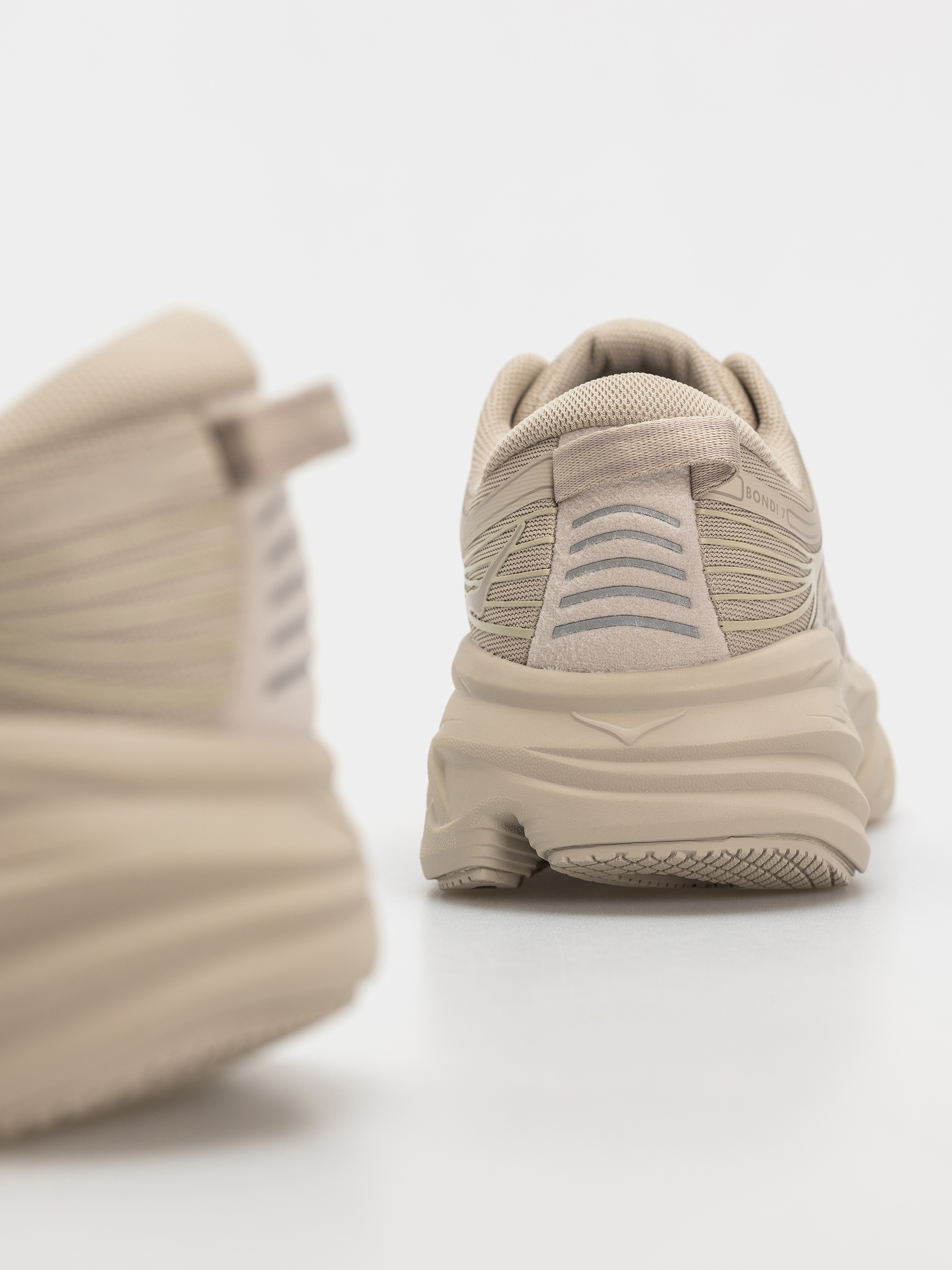 Взуття Hoka Bondi 7 Wmn (archival taupe/archival taupe)