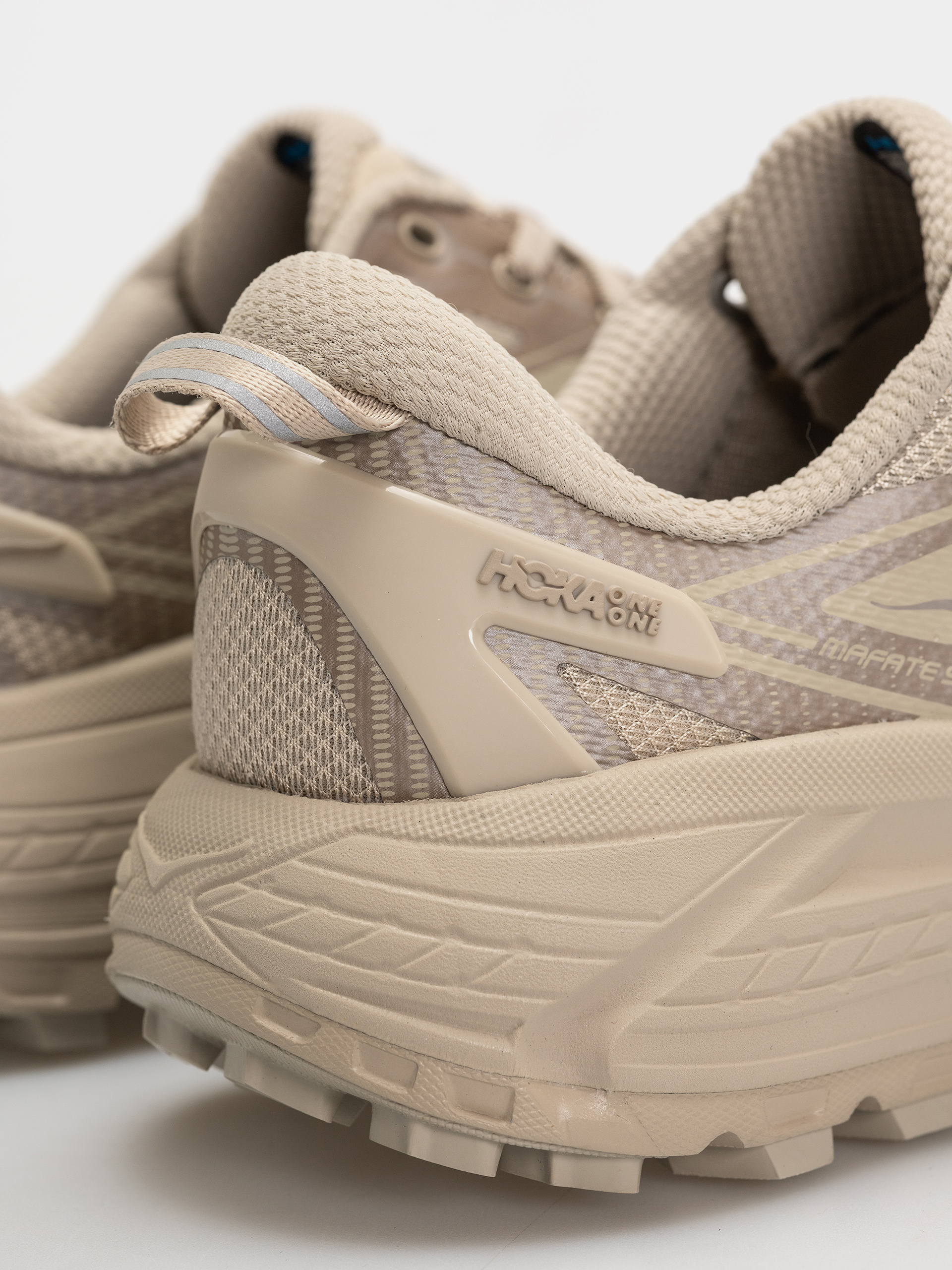 Взуття Hoka Mafate Speed 2 (archival taupe/archival taupe)