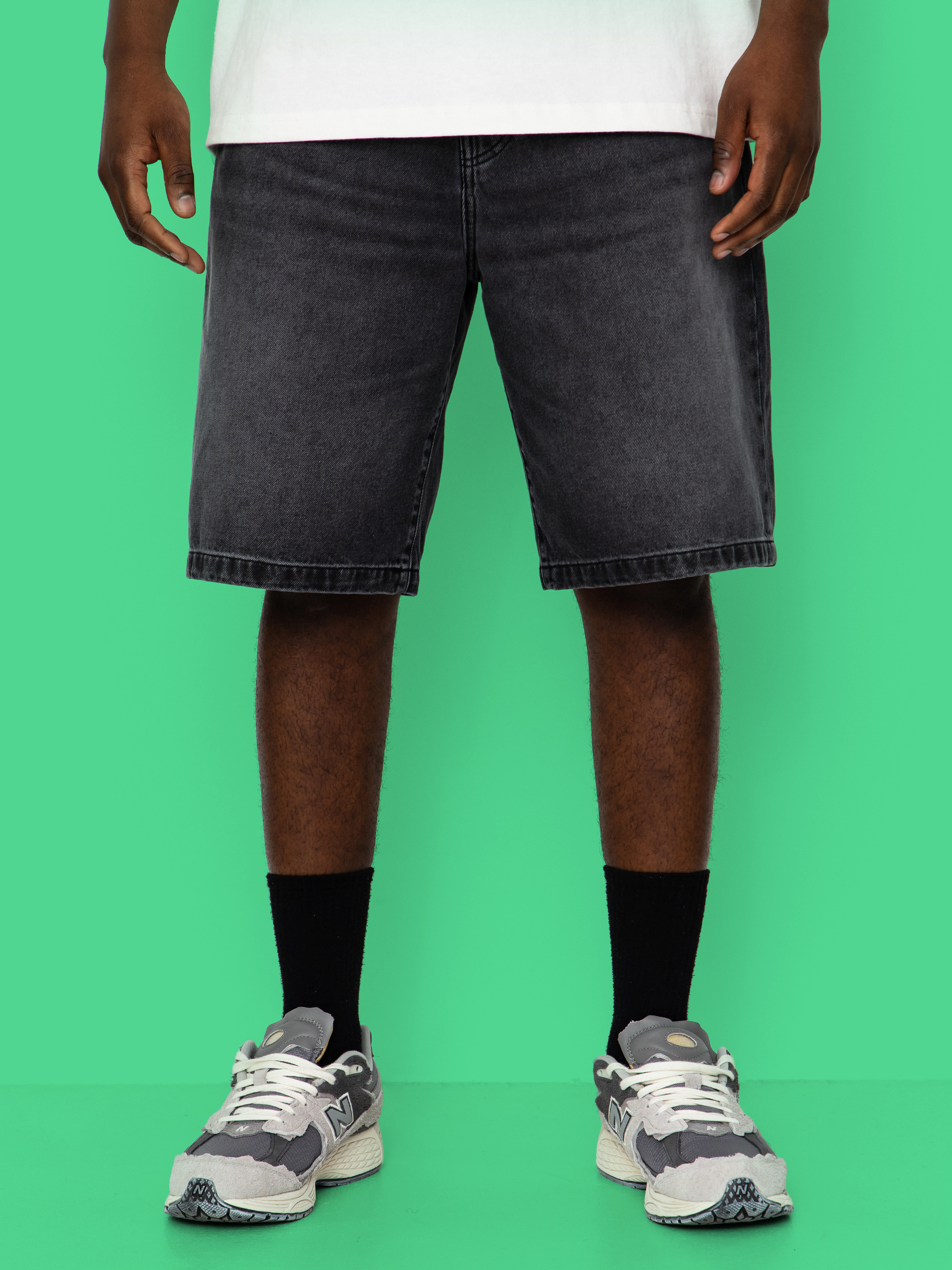 u0428u043eu0440u0442u0438 Carhartt WIP Landon (black worn bleached)