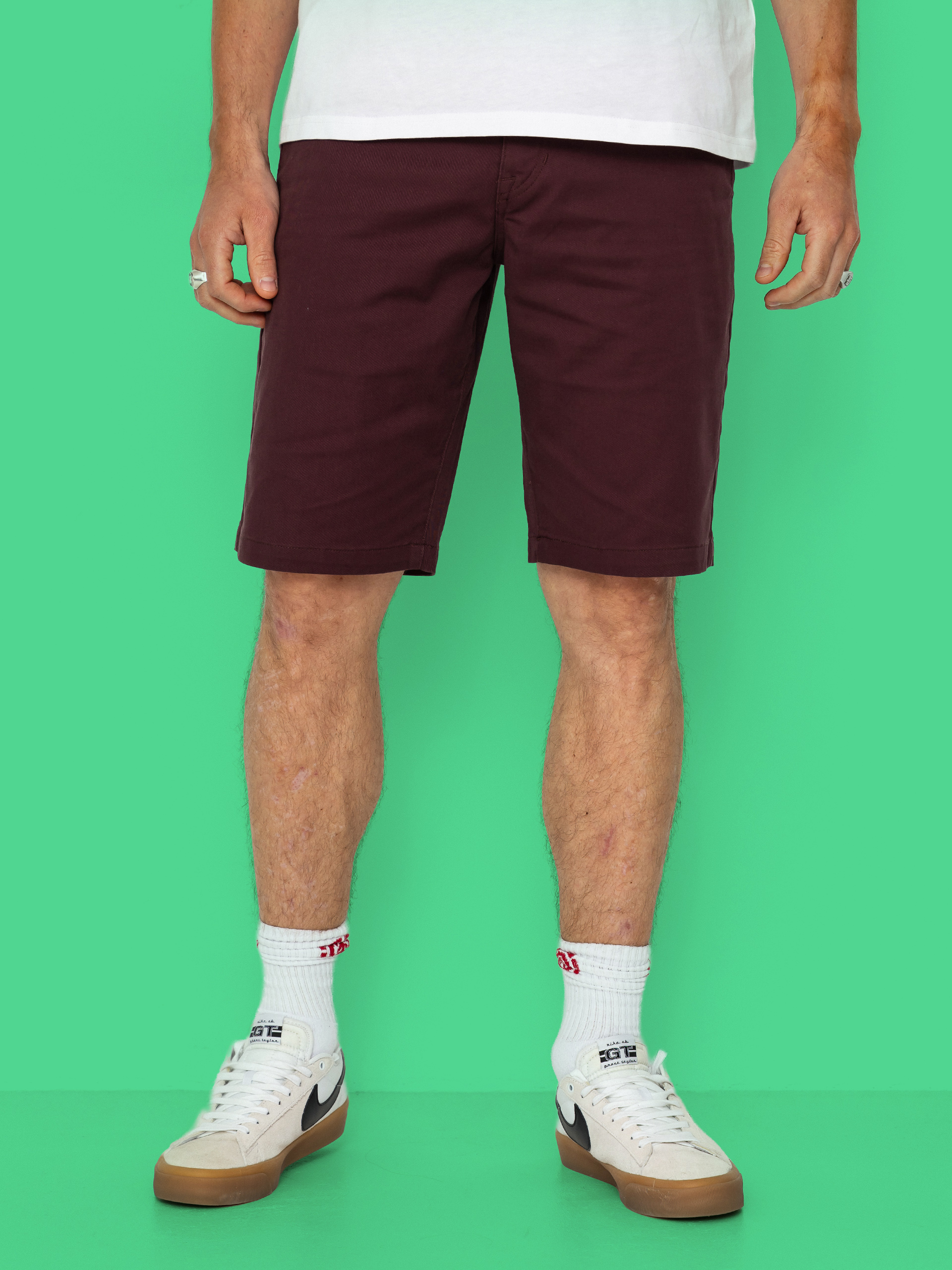 u0428u043eu0440u0442u0438 Volcom Frckn Mdn Strch Sht 21 (pistol punch)