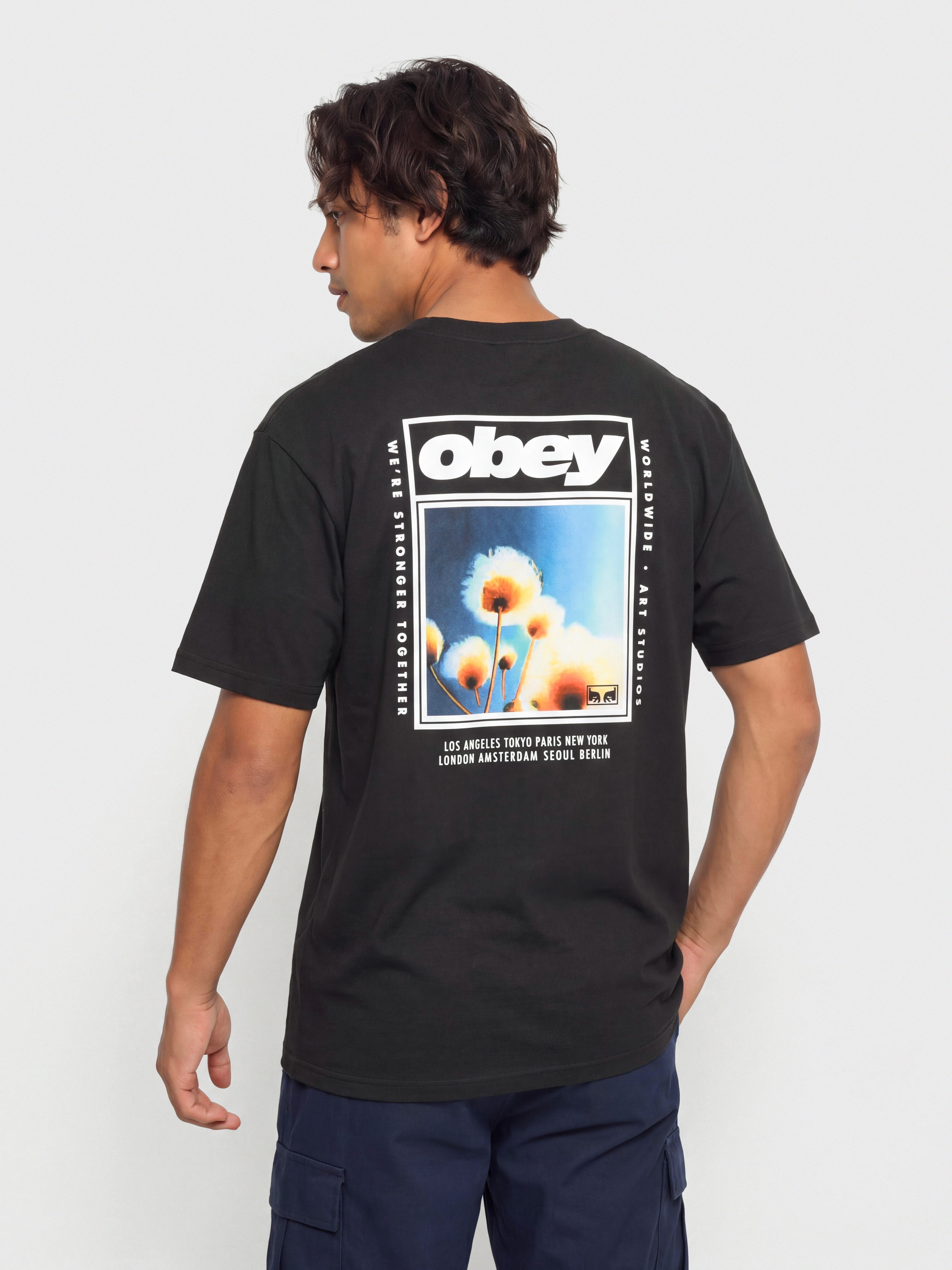 Футболка OBEY Stronger Together (vintage black)