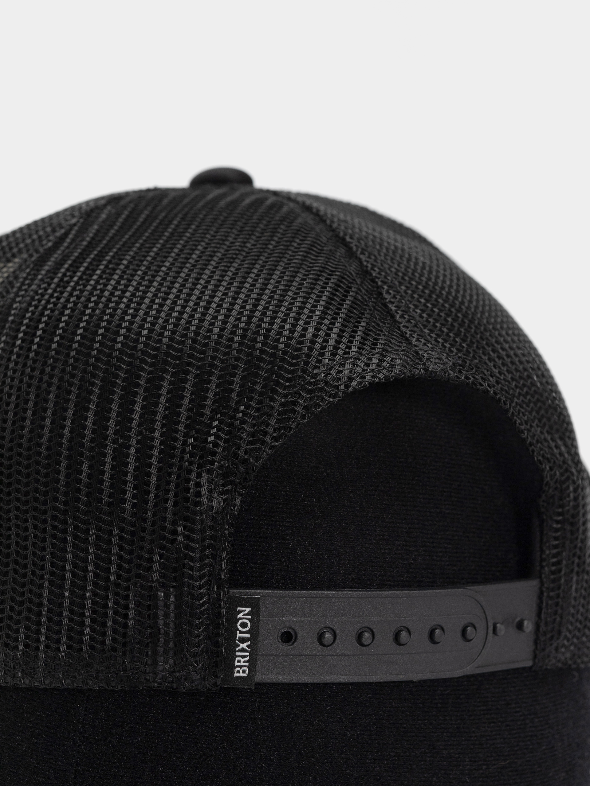 Кепка Brixton Clemont Trucker Hat (black/white)