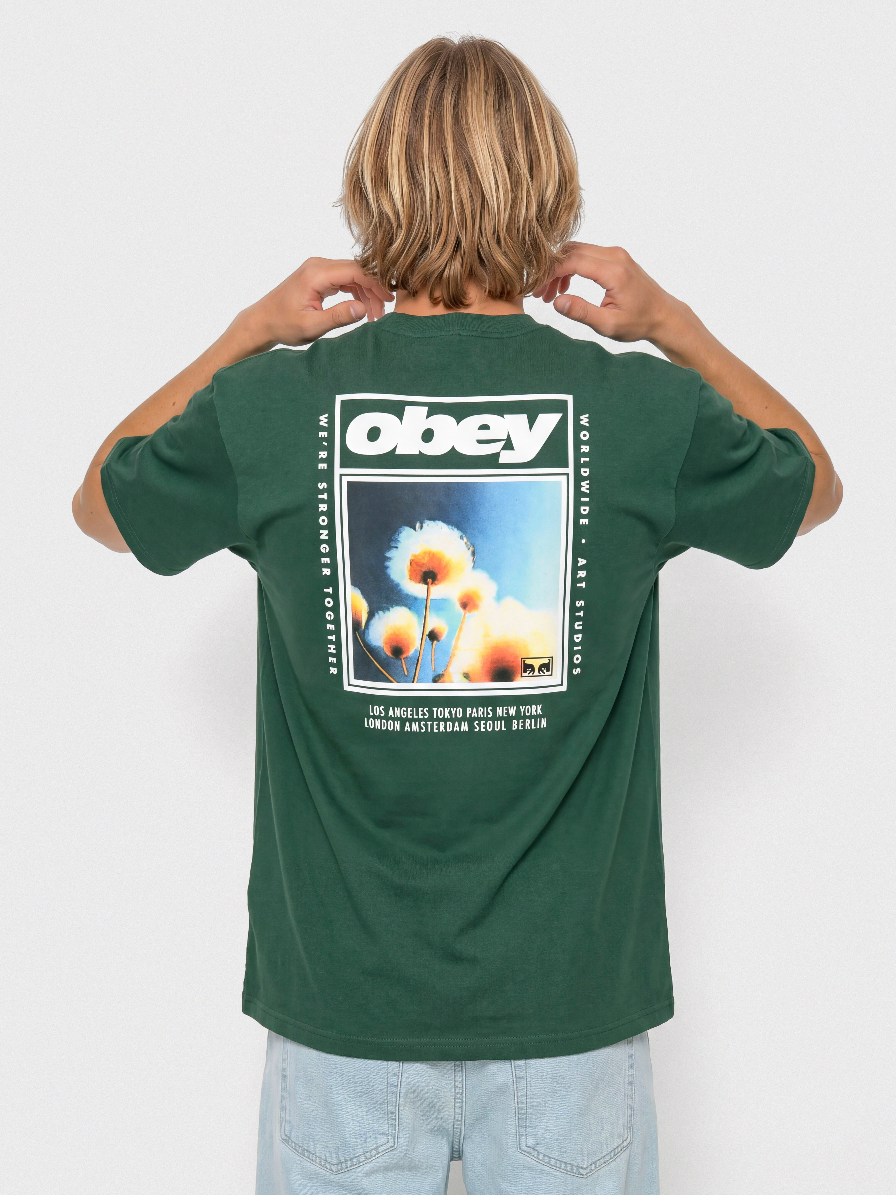 Футболка OBEY Stronger Together (rainforest)