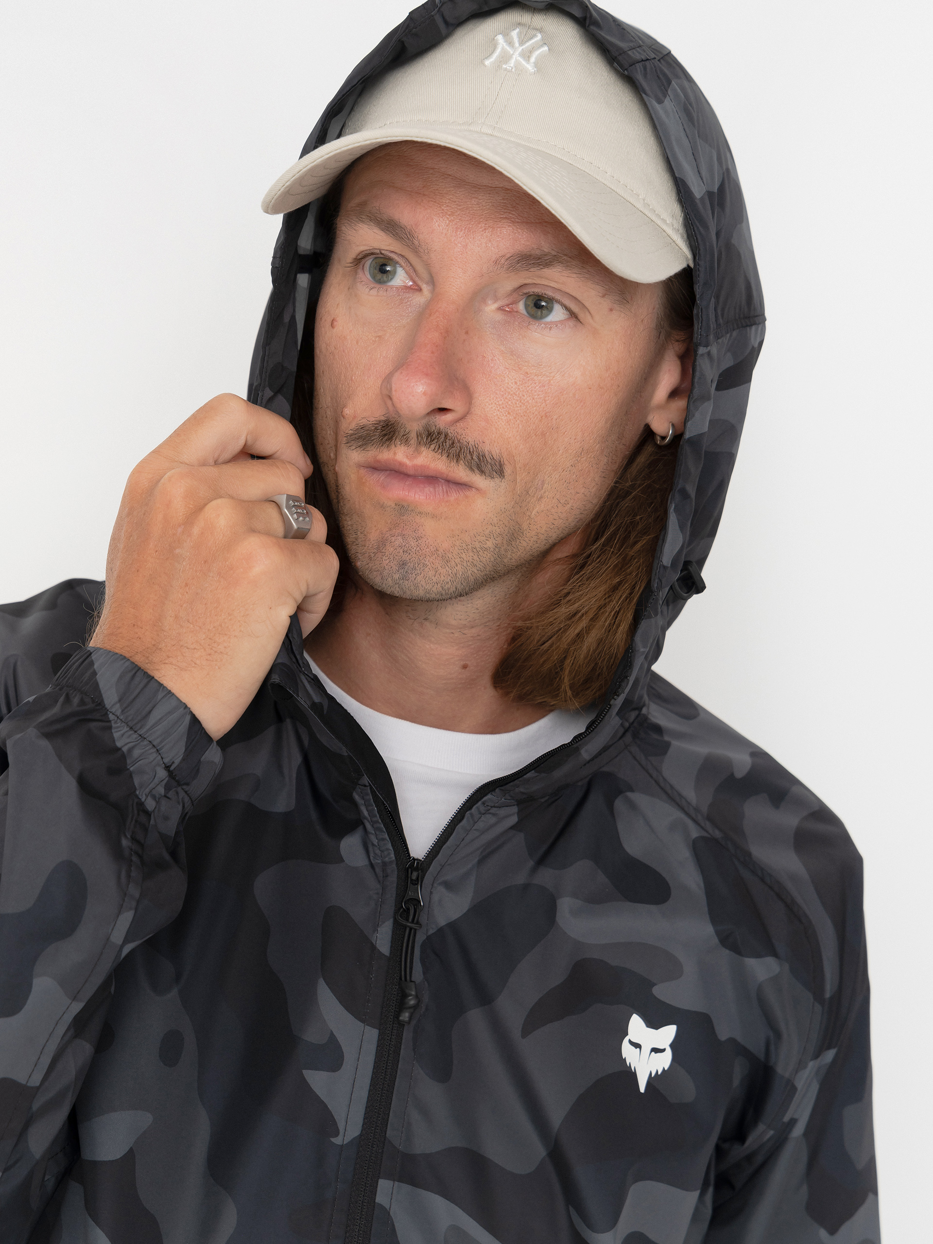 Куртка Fox Head Camo Windbreaker (black camo)